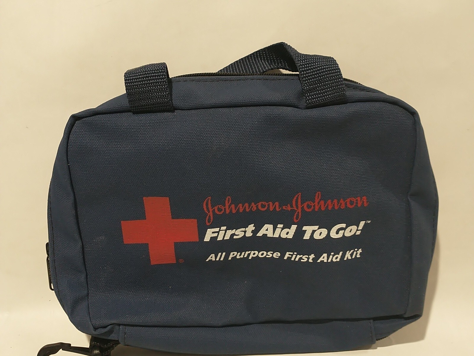 Johnson & Johnson First Aid Canvas Bag Life Guard Beach Travel Accessory w/ Clip