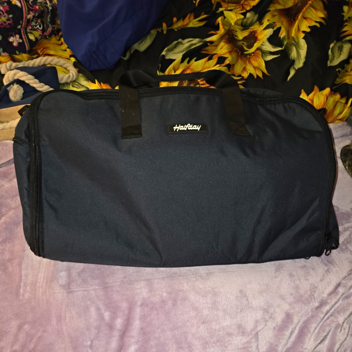 Halfday Travel Duffel Garment Bag – NEW UNOPENED – Normal Retail $98 –