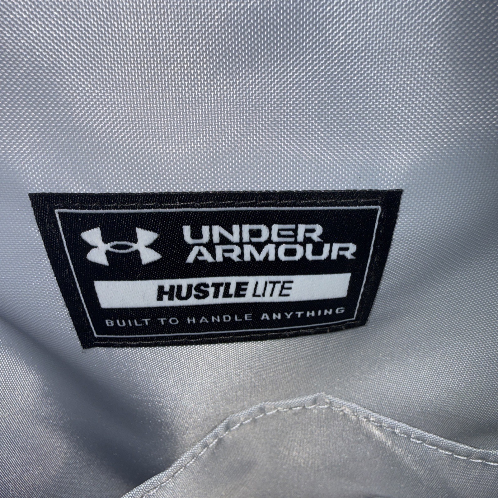 Under Armour Unisex Hustle Lite Backpack, Green Travel/School