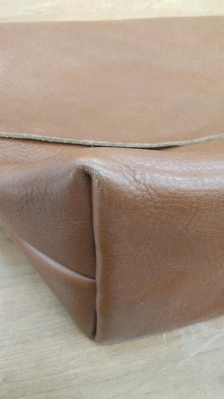 Uni Co M Size Messenger Bag