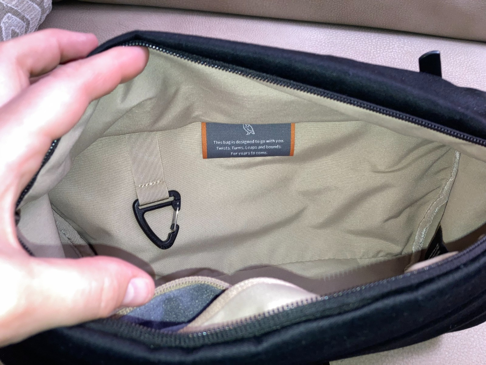 BELLROY Sling Bag, Multi-Function, Multi-Compartment, Multi-Use!