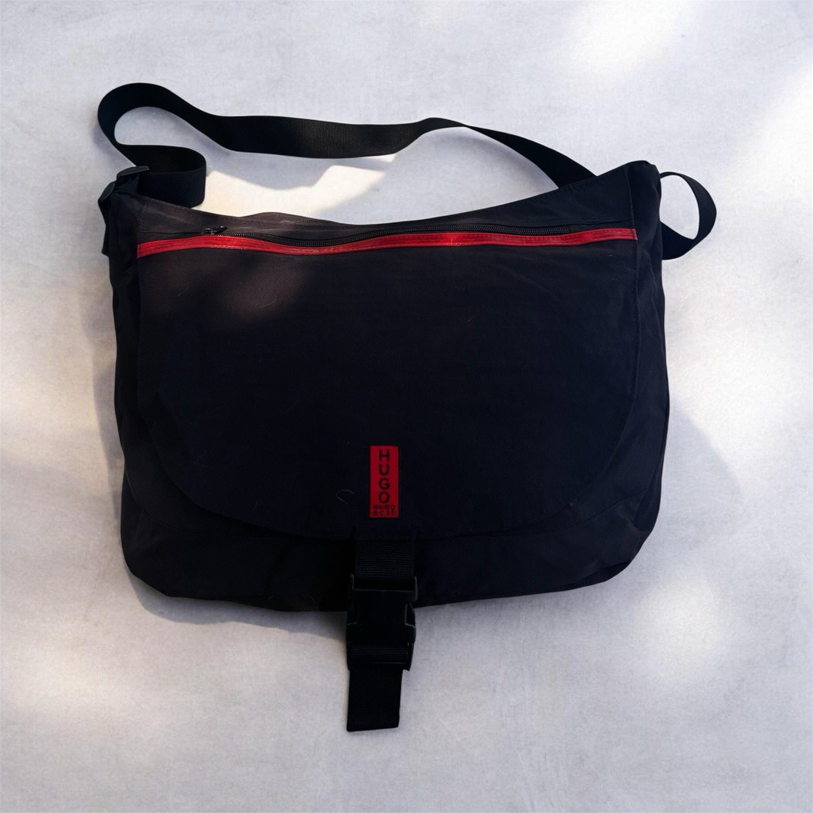 Hugo Boss Messenger Crossbody Shoulder Adjustable Strap Multiple Pockets