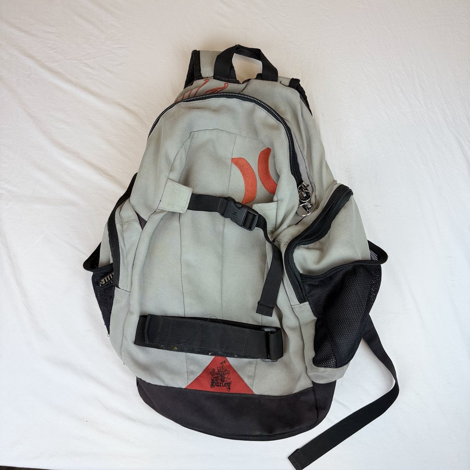 Hurley Gray Black Skate Backpack Book Bag Mesh Bottle Pockets Padded Straps