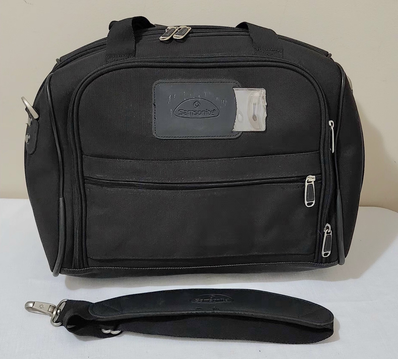 Samsonite Travel Black Laptop Briefcase MessengerBag,Fits 17” Polyethylene Vinly