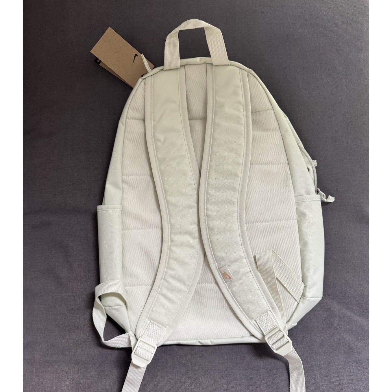 NIKE Elemental 21L School Backpack Travel Bag Glass Green Men’s *NEW* DD0559-020