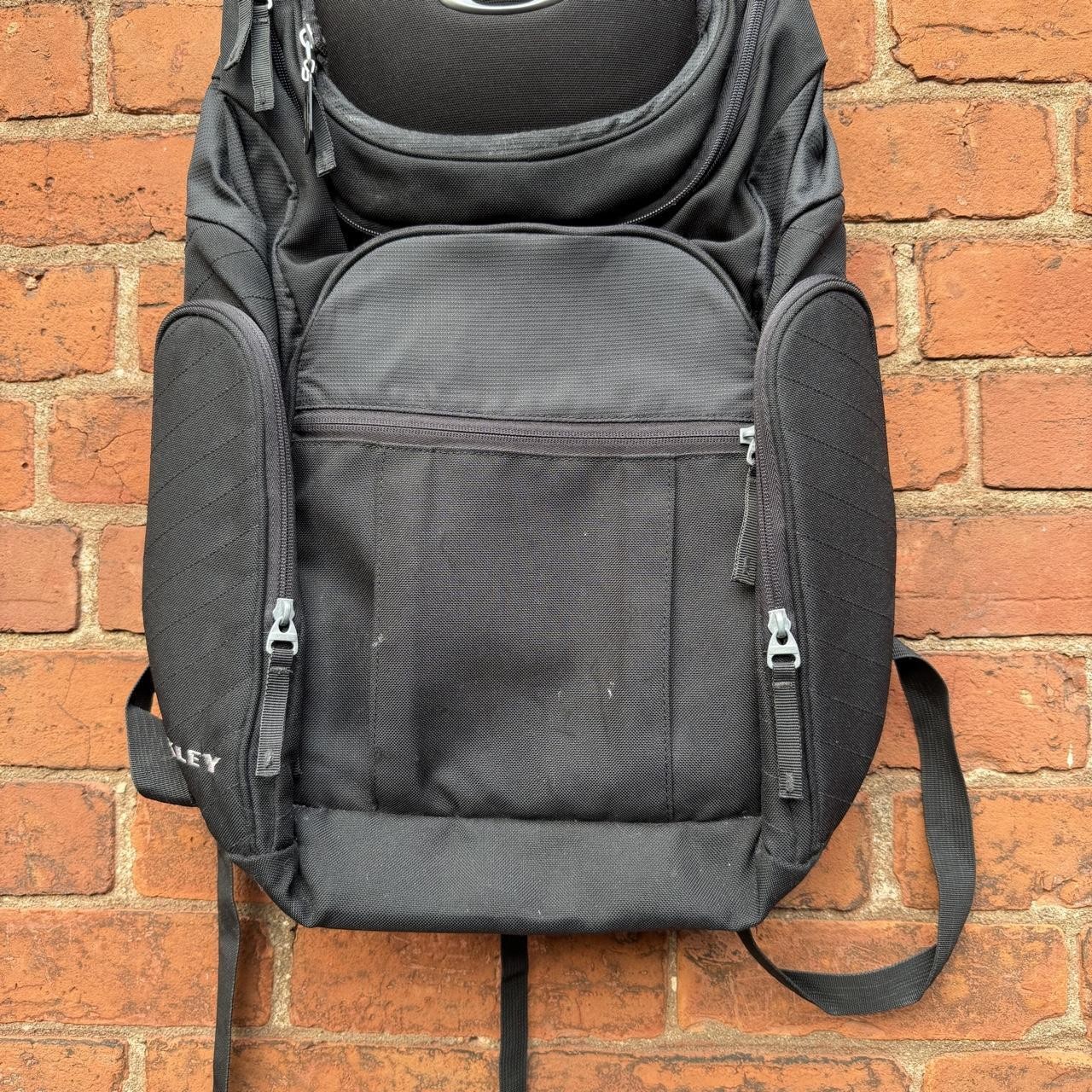 Vintage Oakley backpack 00s