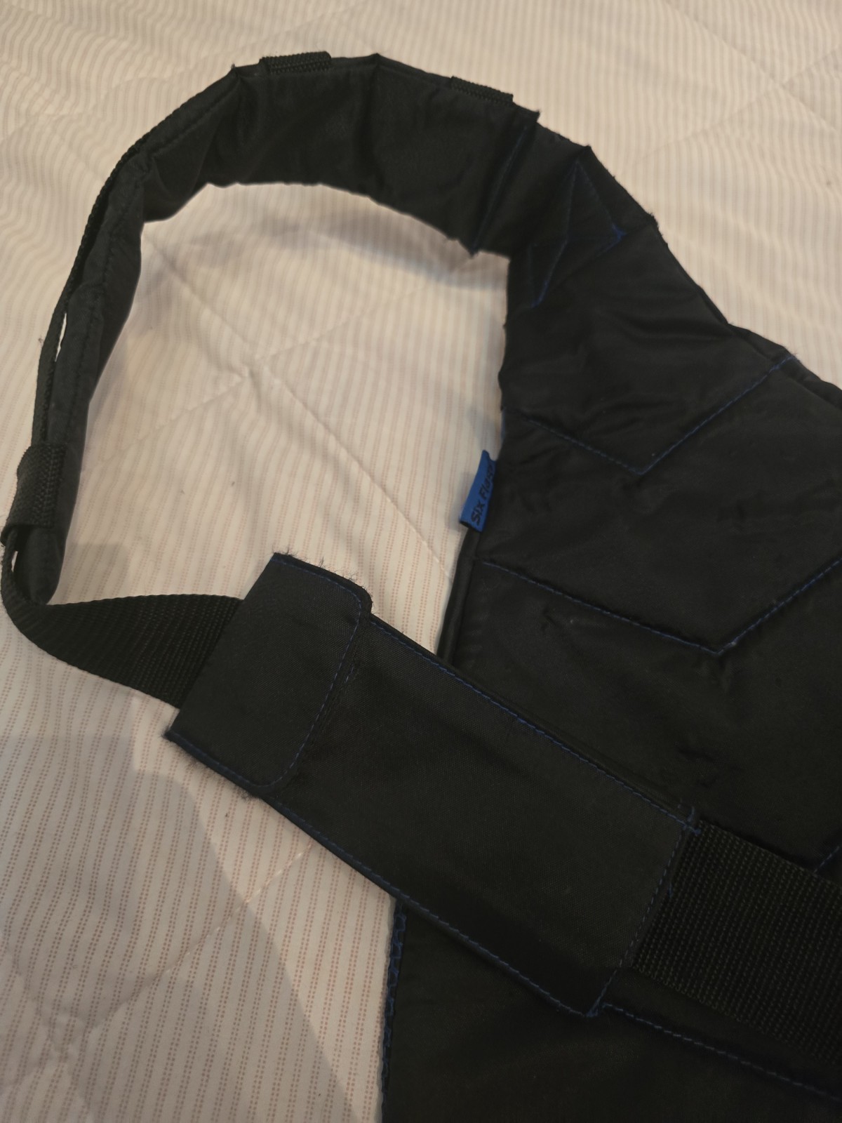 Superman Shoulder Sling Bag Zip From Six Flags