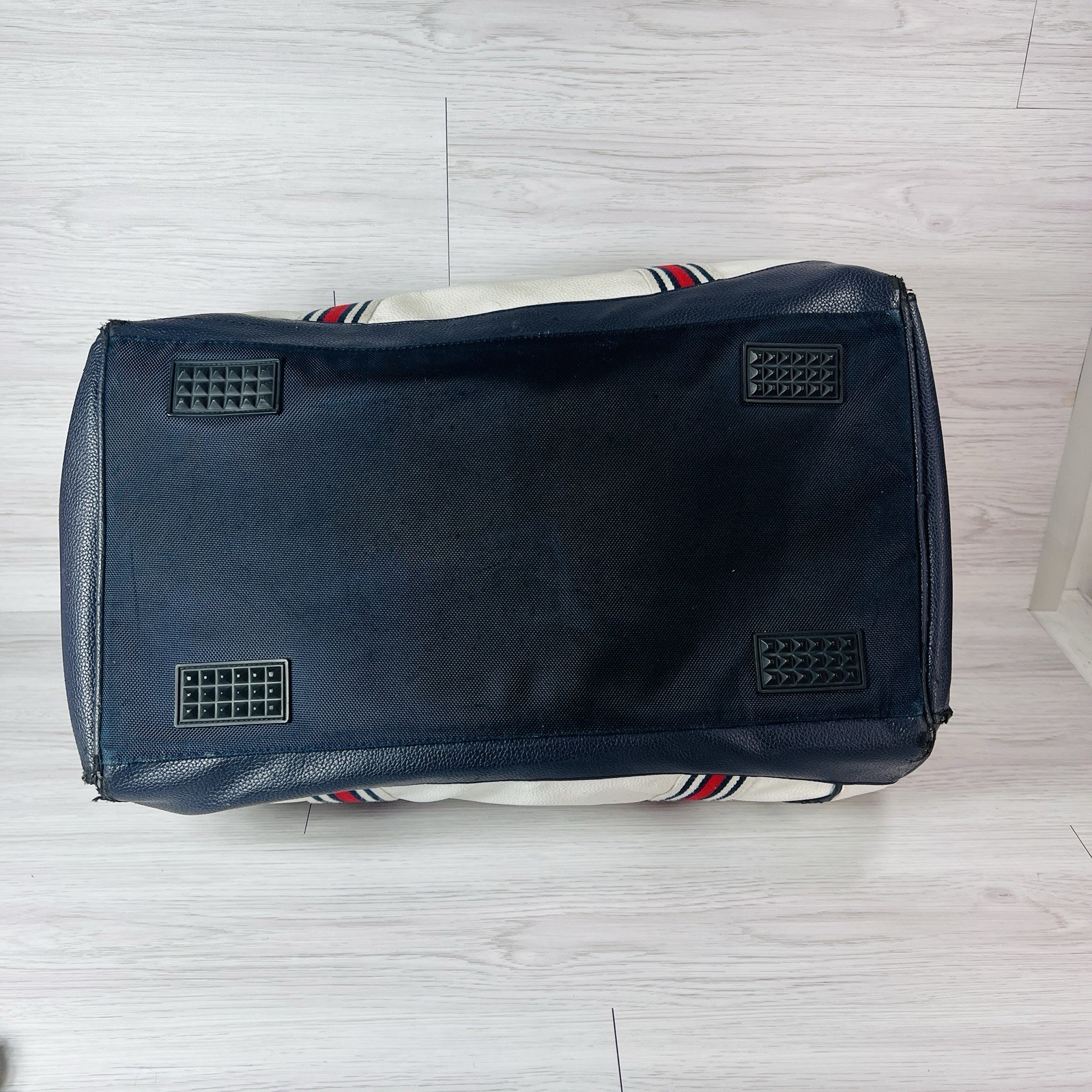 Vintage 90s FILA White Grant Hill Tennis Basketball Navy Large Duffel See Pics