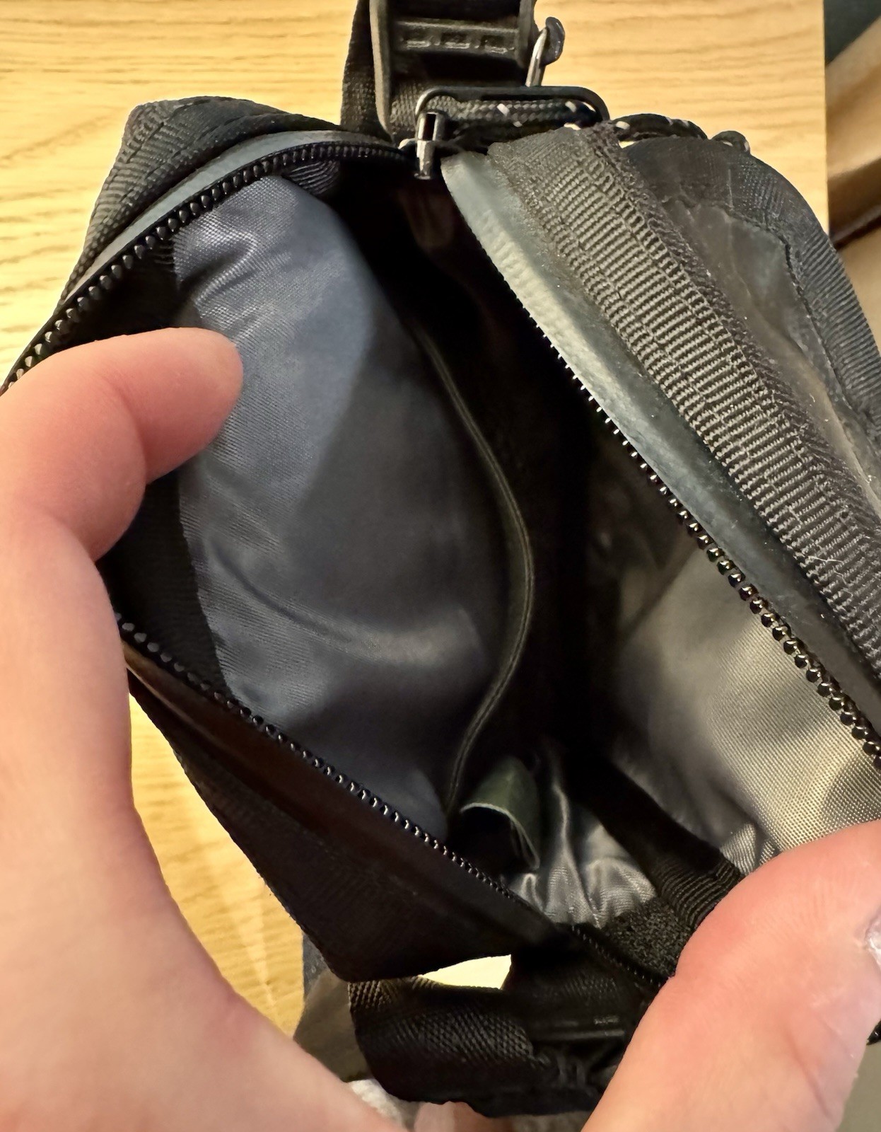 CHROME INDUSTRIES Shoulder Accessary Pouch Crossbody Purse Bag with Strap RARE