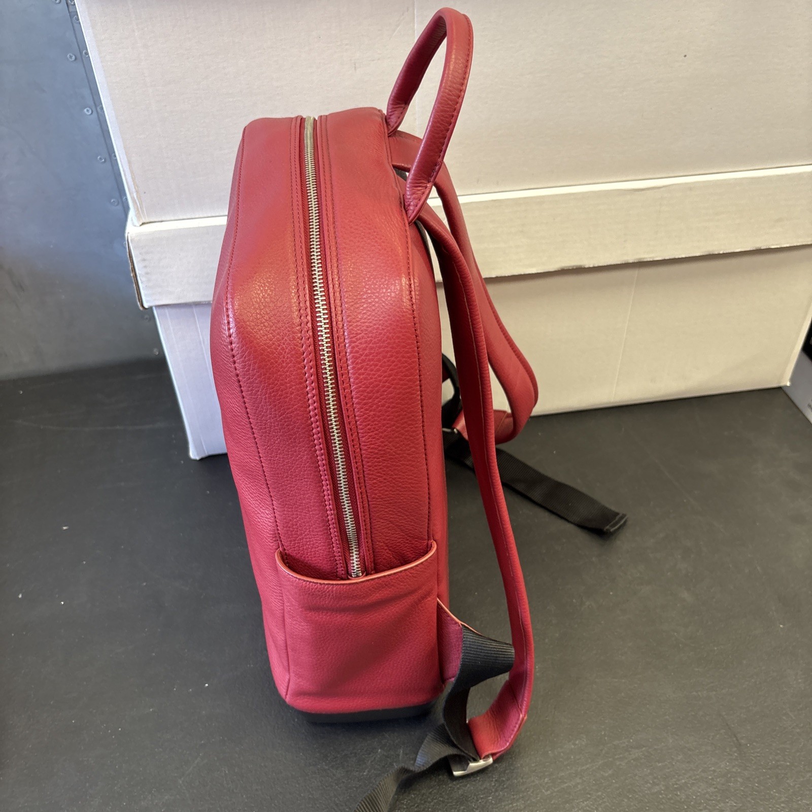 Moleskine Classic Leather Backpack Red 2024 Model Hard Shell Base Laptop Bag