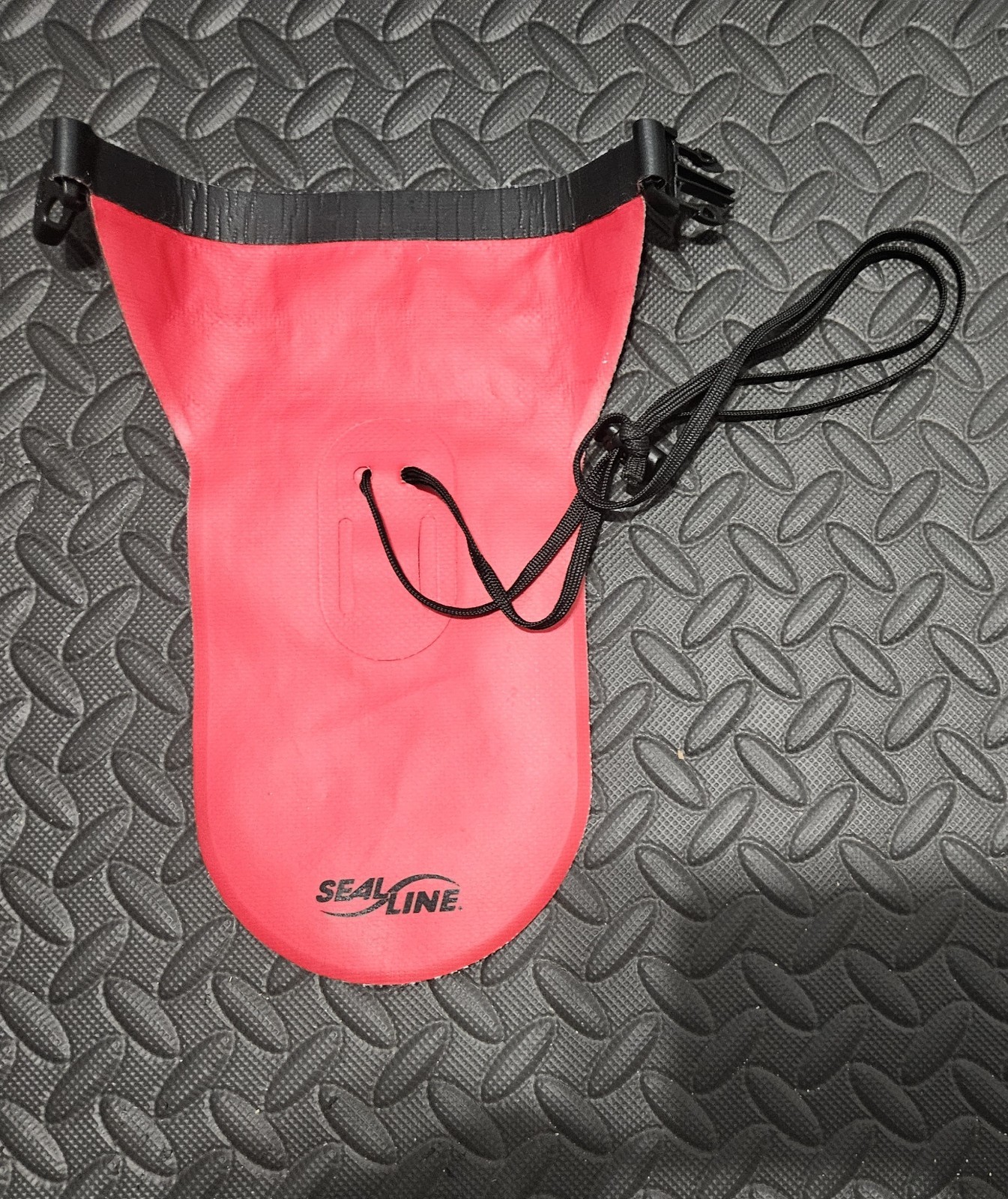 Supreme SS18 Sealine See Pouch Large red Watertight Pouch Authentic