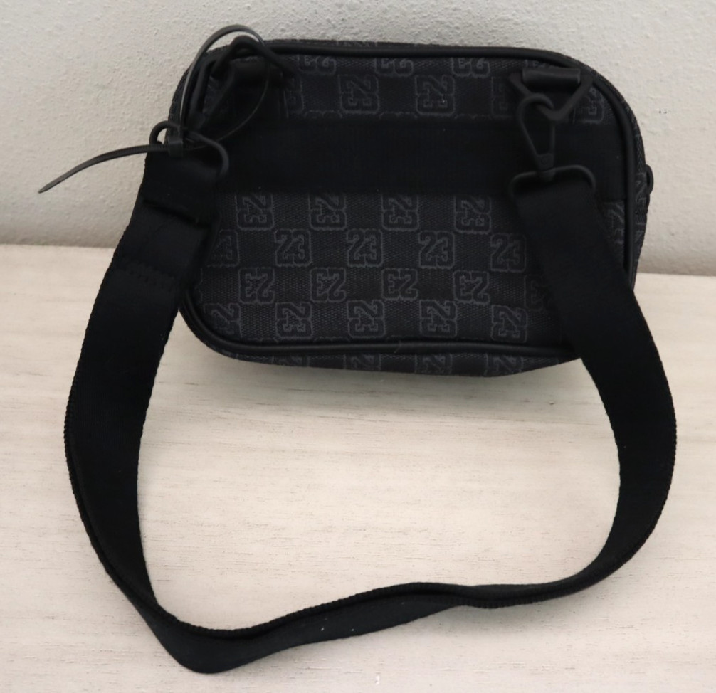 Nike Jordan MA0981 -KK2 Men’s O/S Black 23 Monogram Camera/Crossbody Bag 1.5L