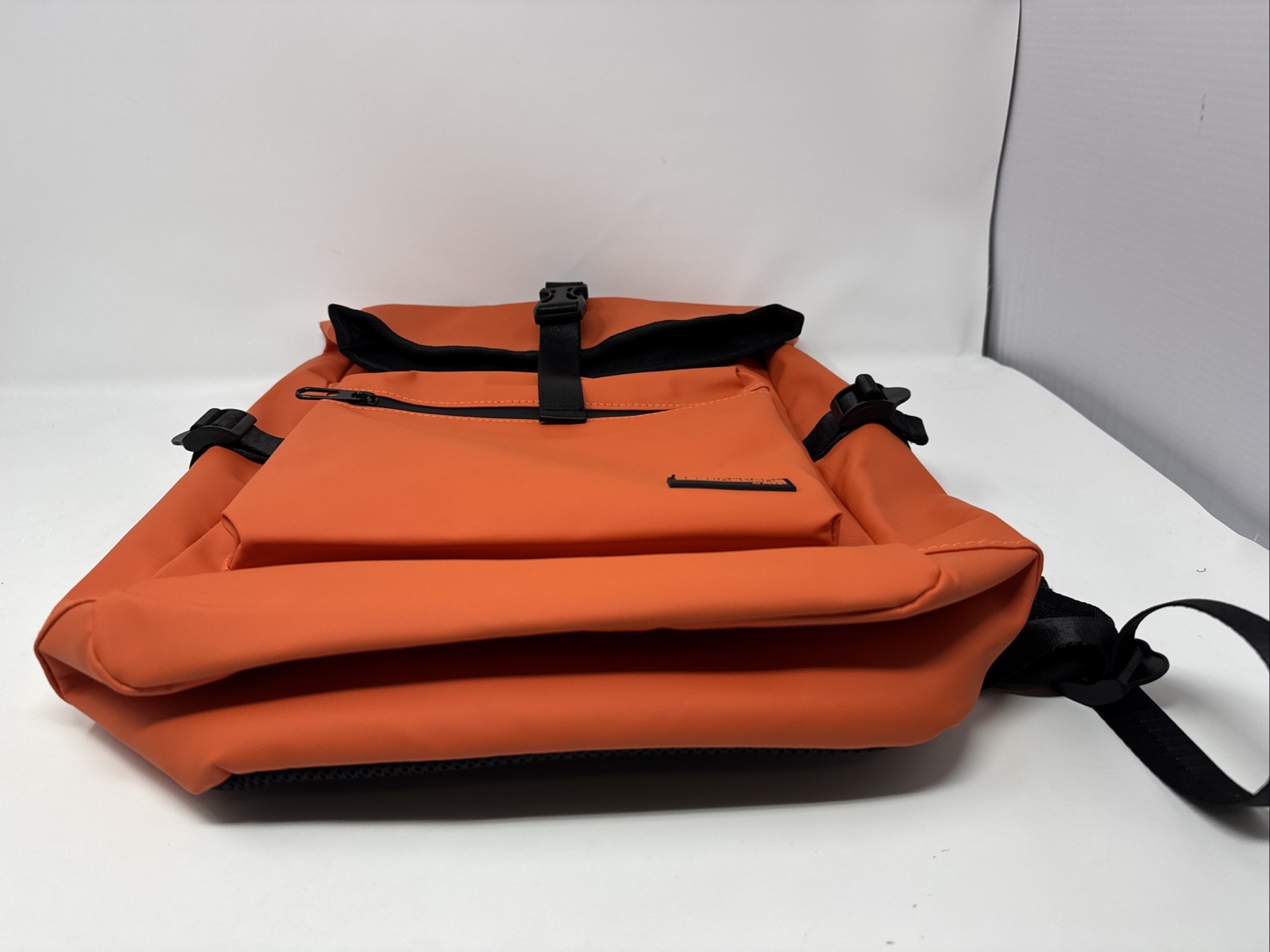 Airs Bold Expandable Travel Backpack Orange Roll Top Laptop Bag NWT Destinations