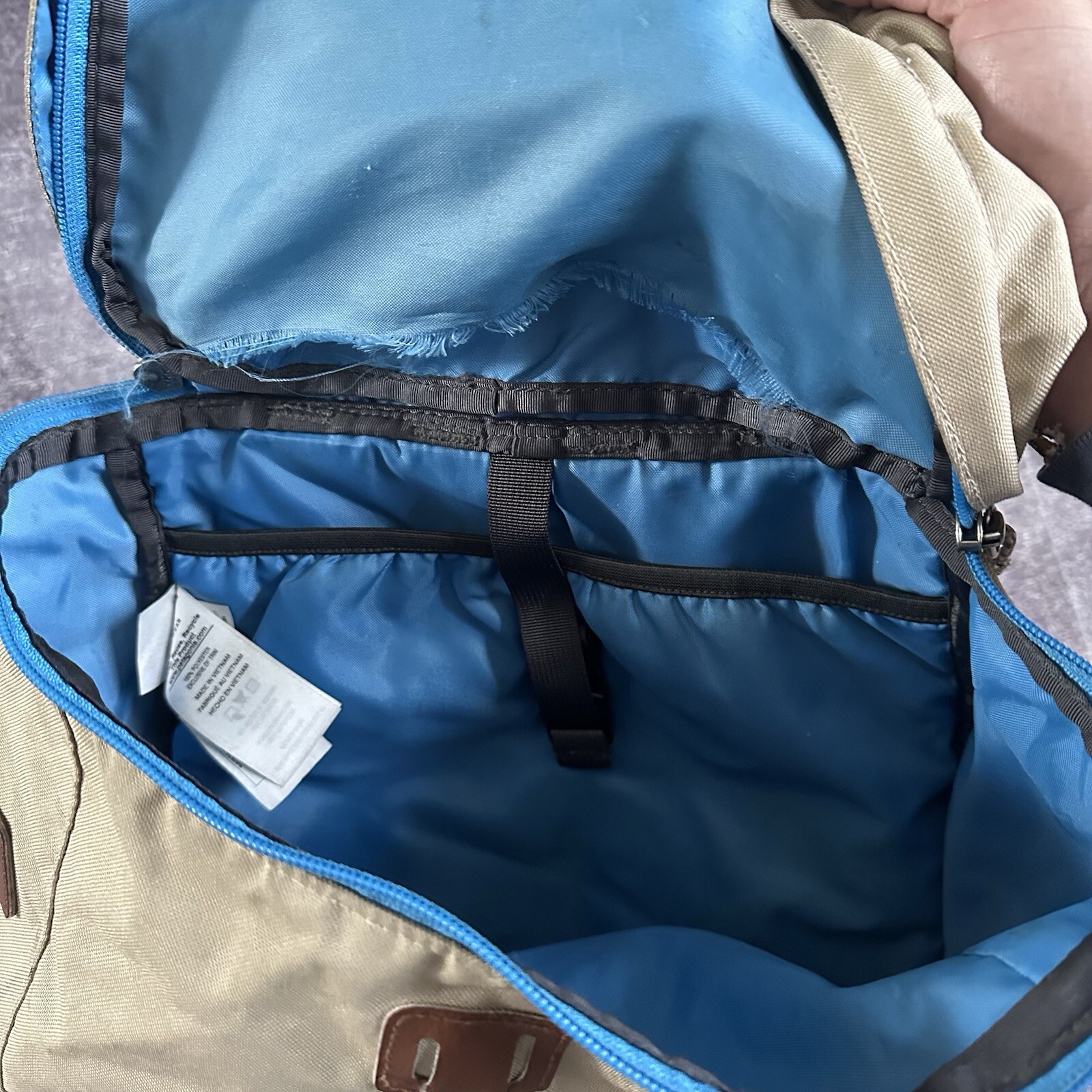 Men’s Patagonia El Cap Khaki Blue Toromiro Pack 22L Top Loader Backpack Day Pack