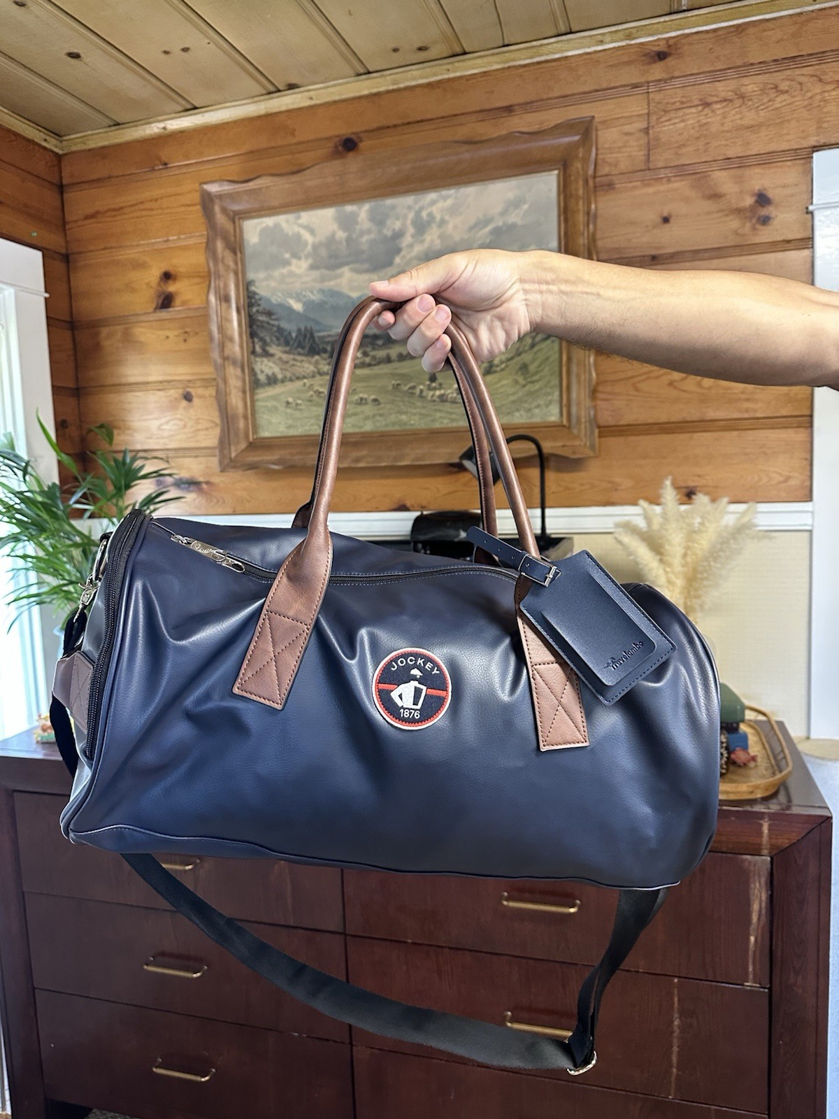 Brand New Leather Jockey 1876 Clubhouse Duffle Bag 20in X 12in Navy Blue