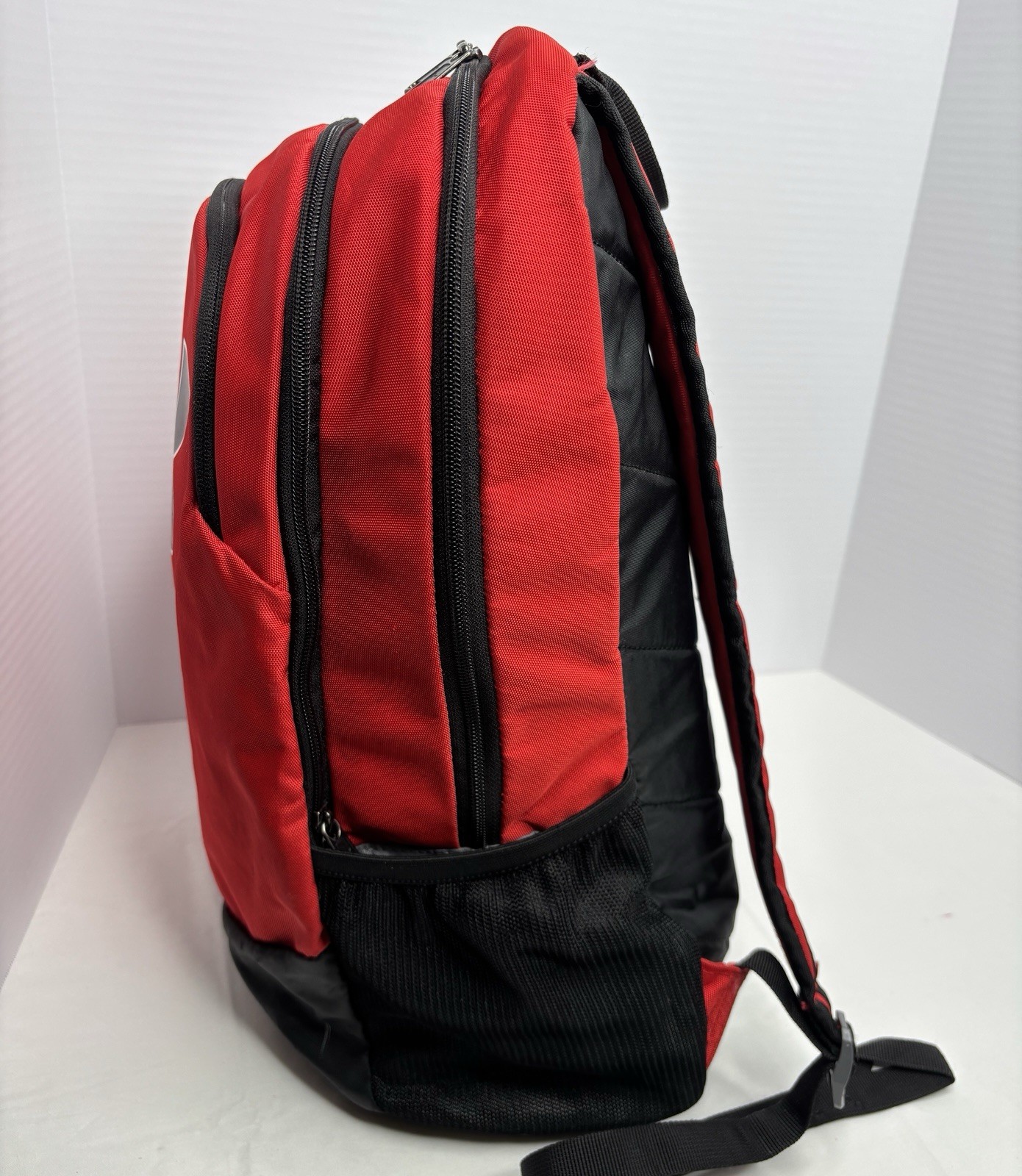 Under Armour Storm 1 Red Black Backpack Gym Heat Gear Zip Around