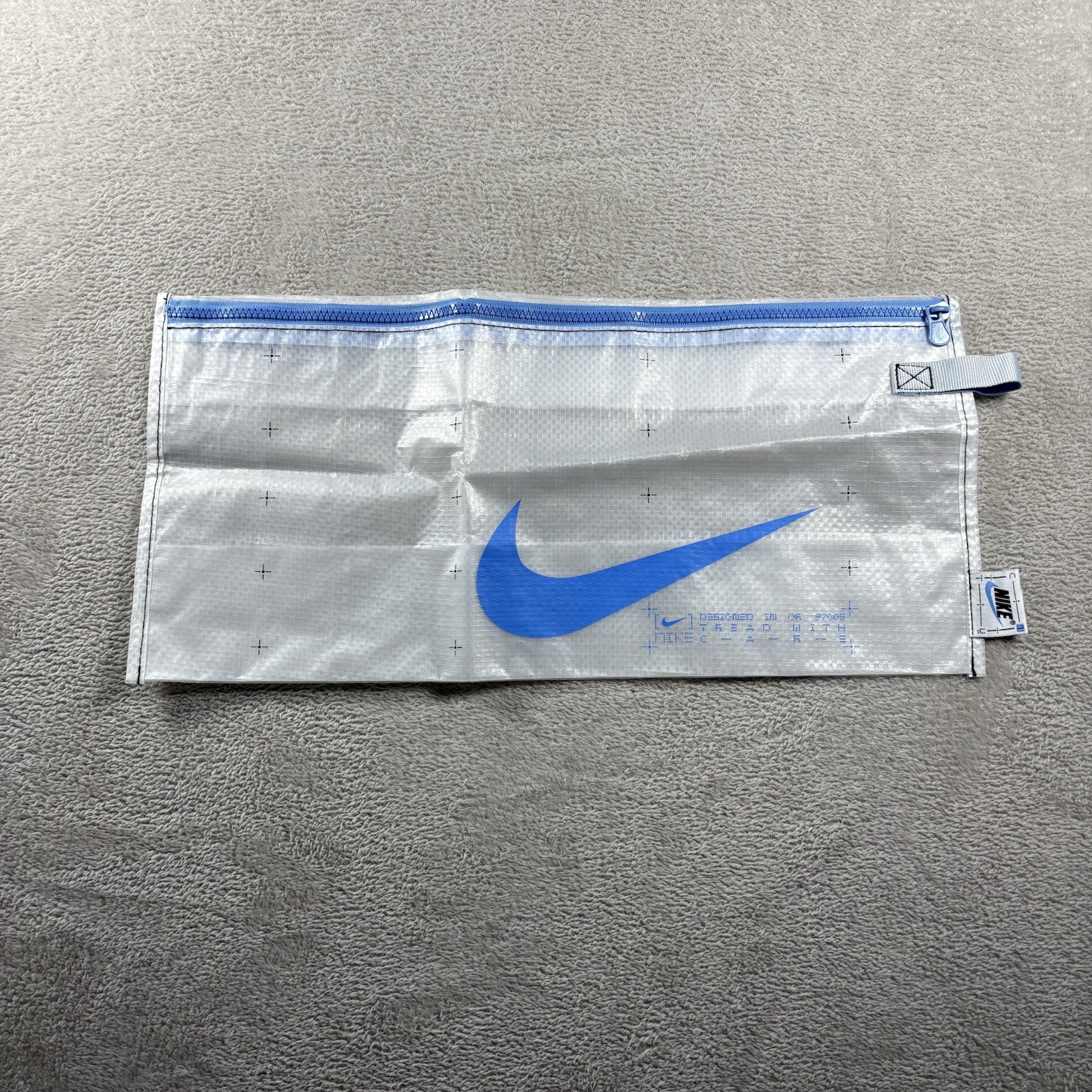 New Nike C1TY Men’s Blue UNC Shoe Bag NEW