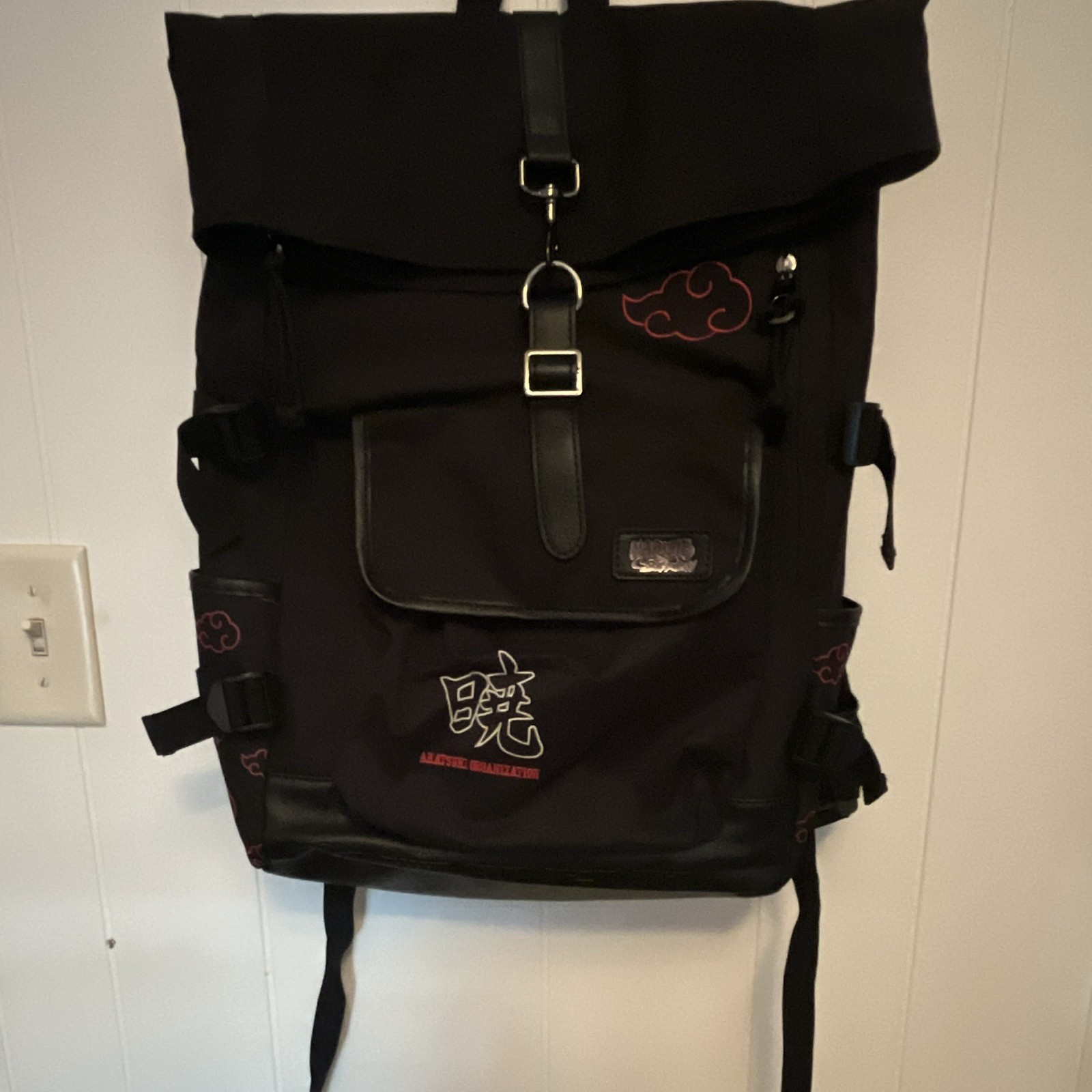 Men’s Anime Akatsuki Backpack Black/Red Cloud Print Roll-Top Zip Buckle