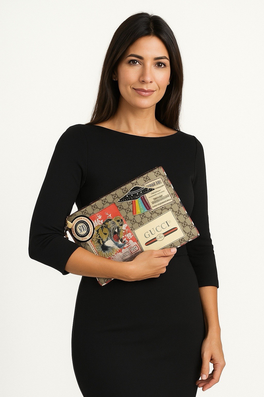 Gucci Courrier Pouch GG Coated Canvas with Applique EUC!! 🥰