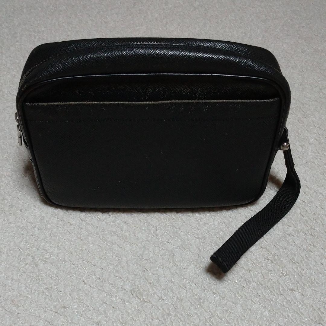 Louis Vuitton Taiga Calga Second Bag Clutch Bag Leather Black M30812 Spain Auth