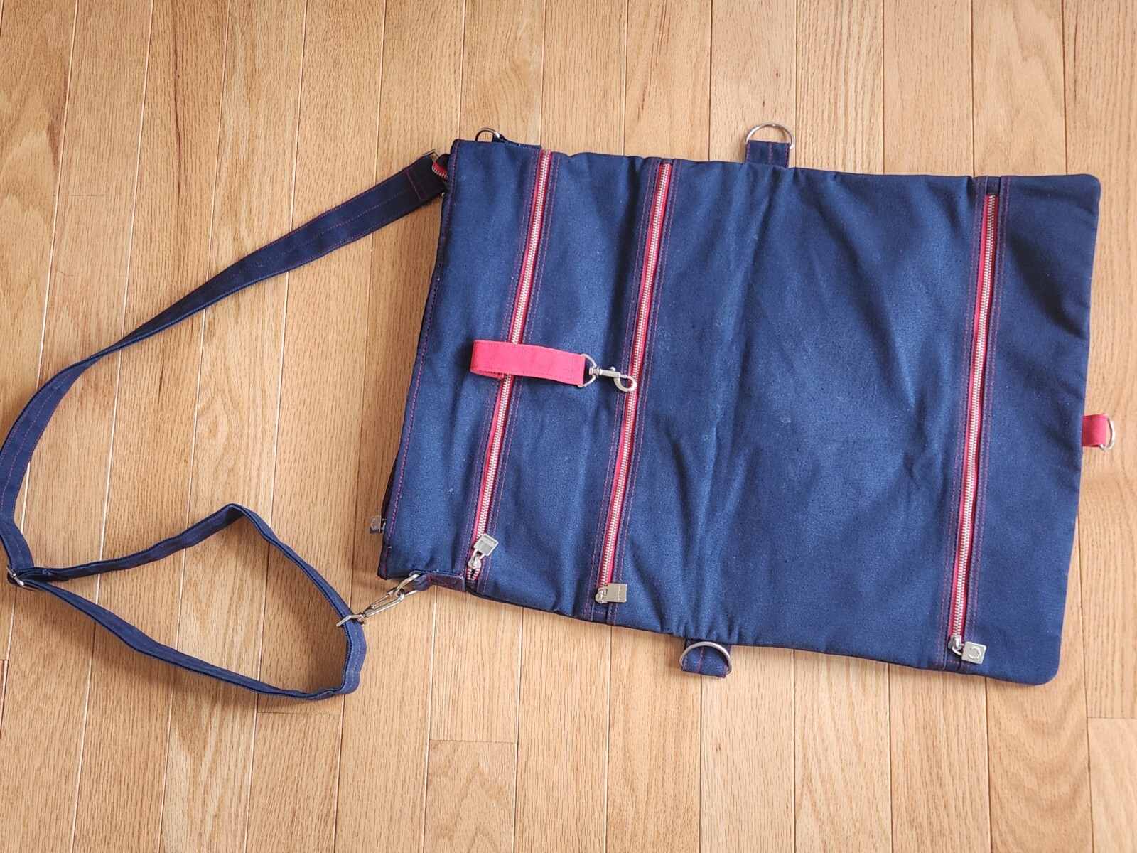 Fred Perry Navy Blue Red Canvas 2-fold Messenger Bag Crossbody