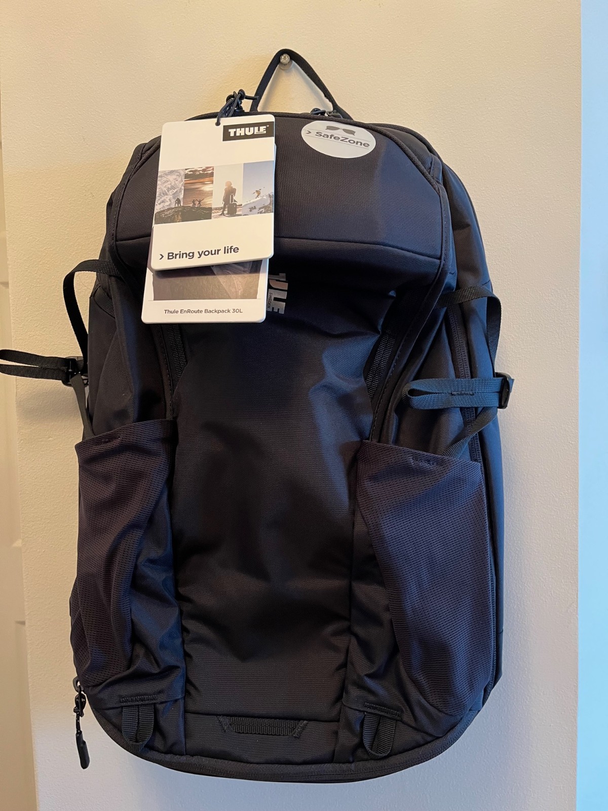 THULE ENROUTE BACKPACK 30L BLACK MODEL 3204849 LAPTOP BAG DAYPACK TRAVEL WORK