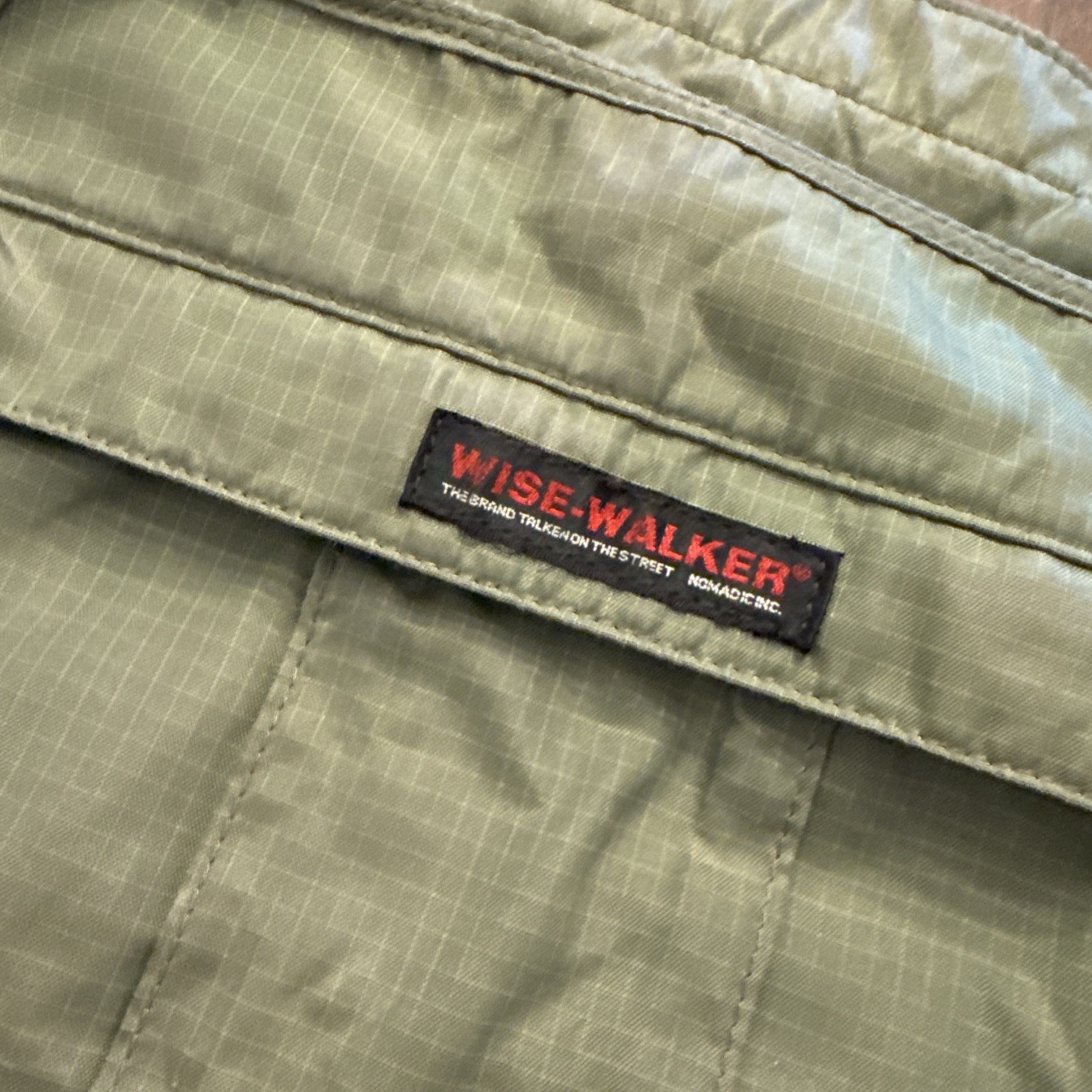 Nomadic Wise Walker Messenger Bag Hidden Pockets Storage Laptop City Commute