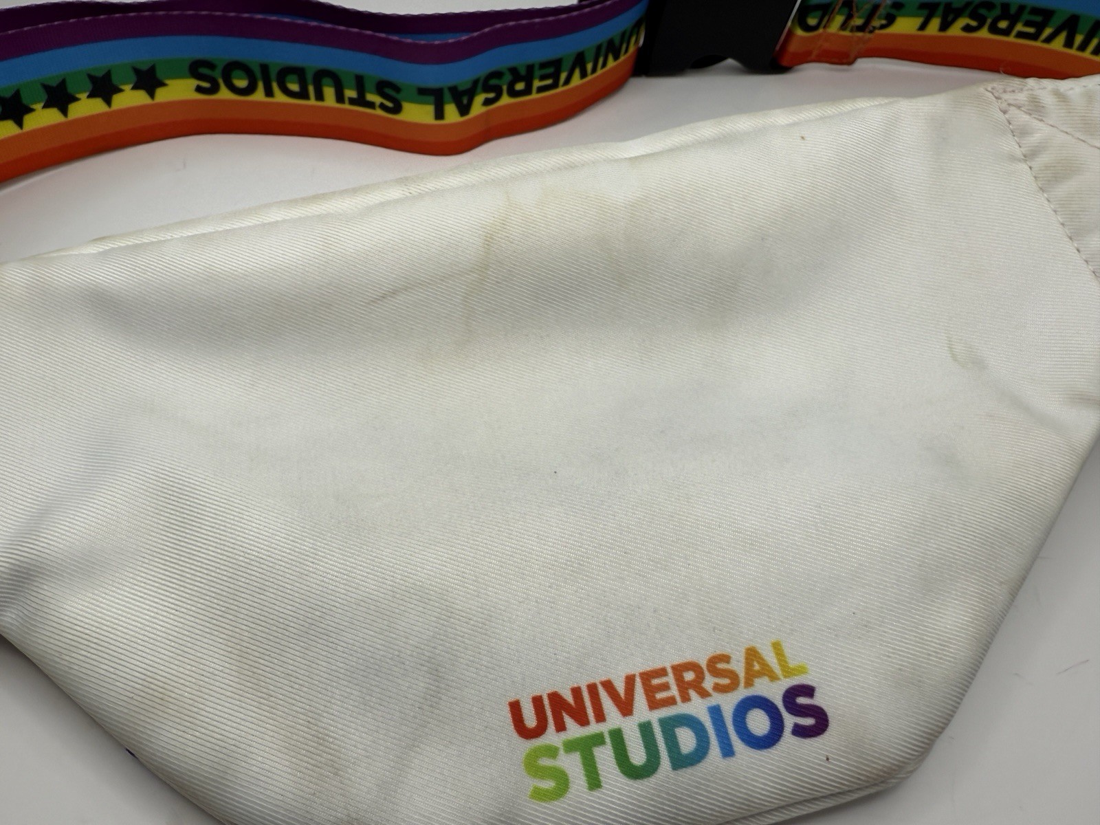 Universal Studios LOVE Pride Rainbow Waist Hip Fanny Pack Crossbody