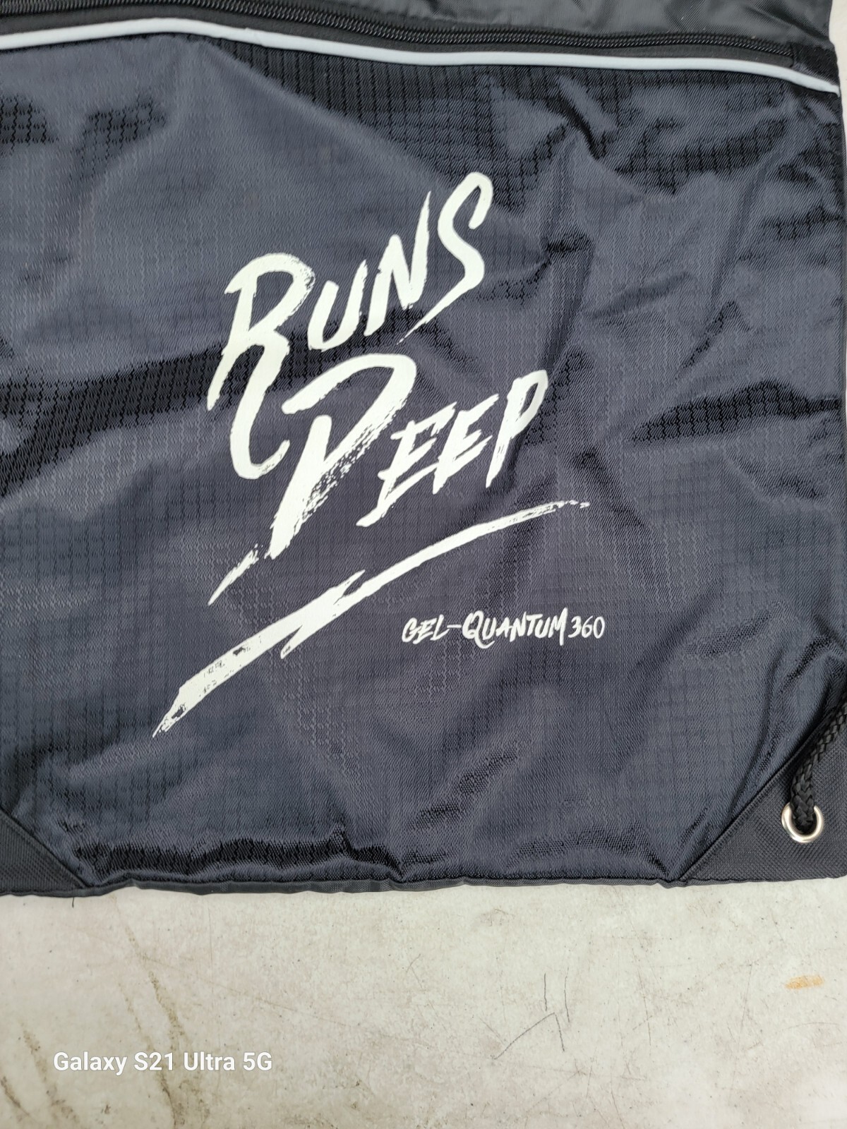 ASICS lot 5 Runs Deep Cinch Sack Backpacks Glow In The Dark Light Weight Black