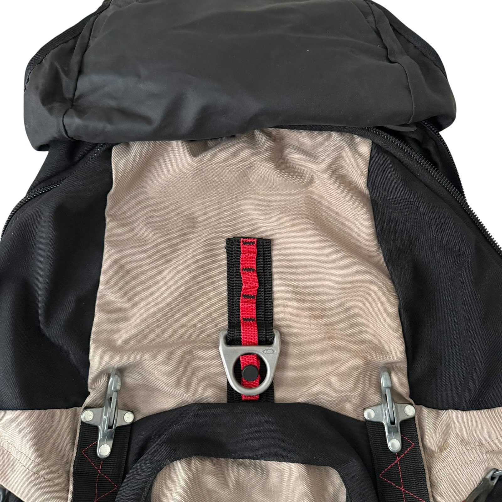 OAKLEY ICON BACKPACK Y2K 00s Beige Vintage Tech Street Fashion Bag