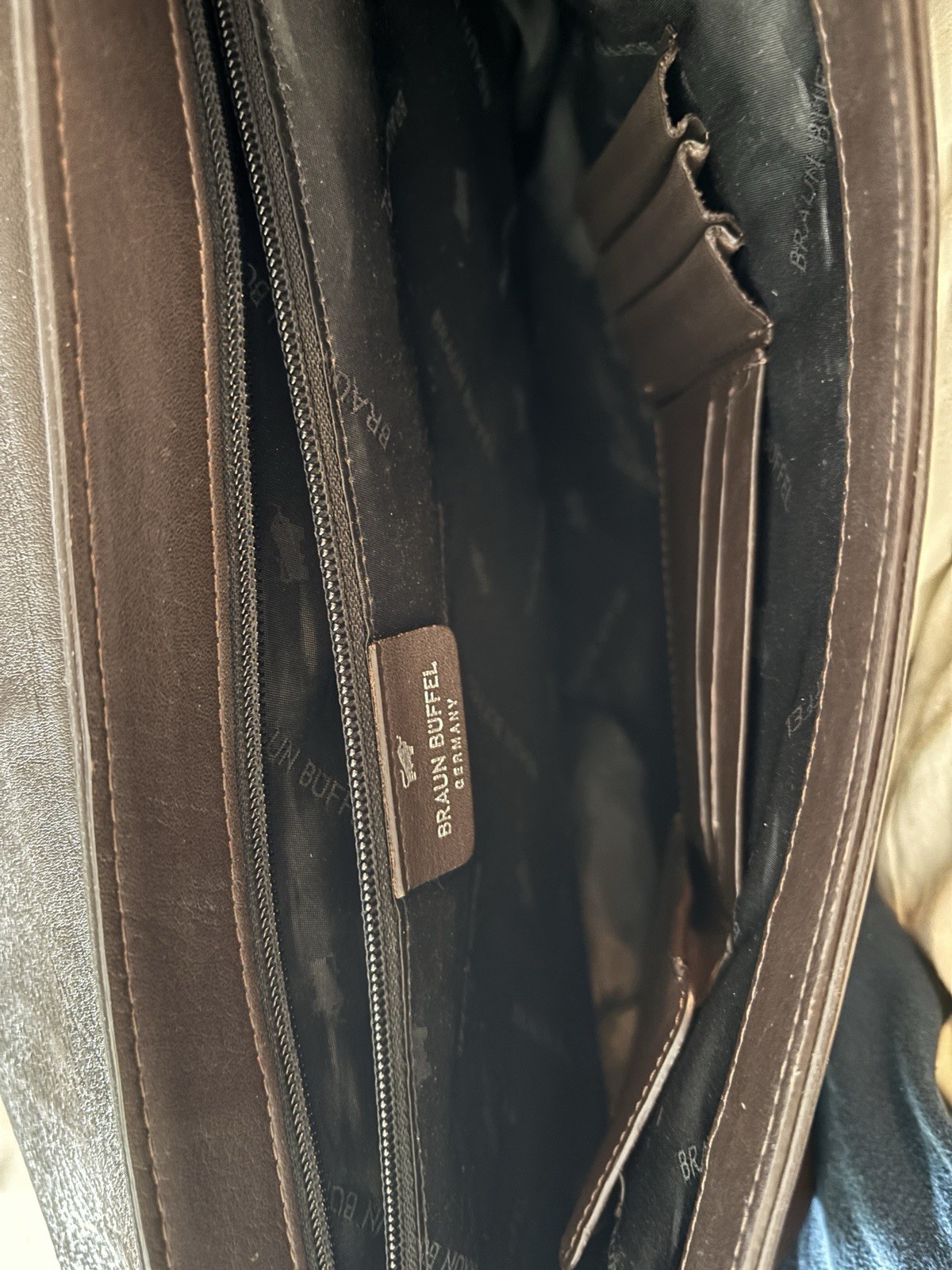 Braun Buffel Original Leather Messenger Shoulder Bag Retro Modern Style Germany