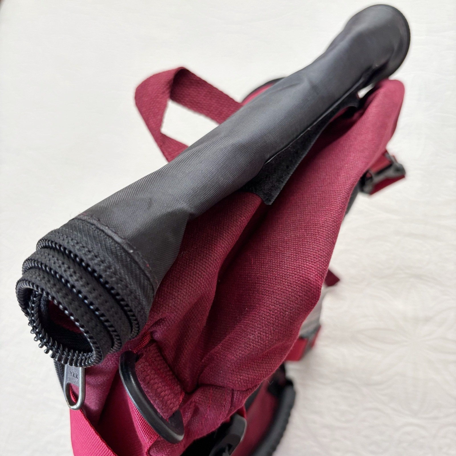 SOVRN REPUBLIC 30L Drifter 2.0 Convertible Duffle / Backpack, Burgundy