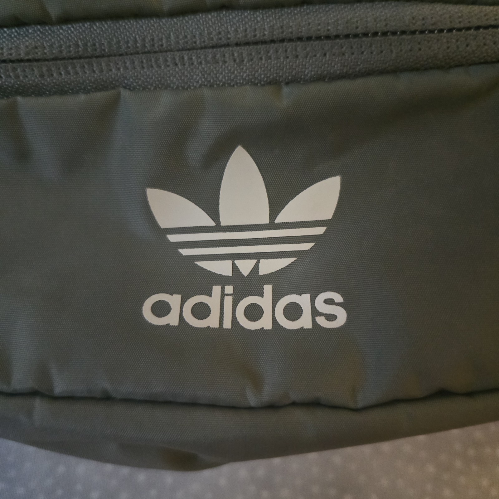 Adidas Originals Unisex Adjustable Waist pack Sage Green 2 Zipper Pouches