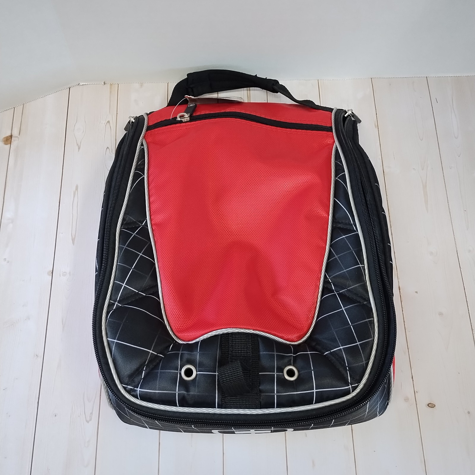 OGIO Shoester Shoe Bag. Griddle/Red Zippered Travel Bag.