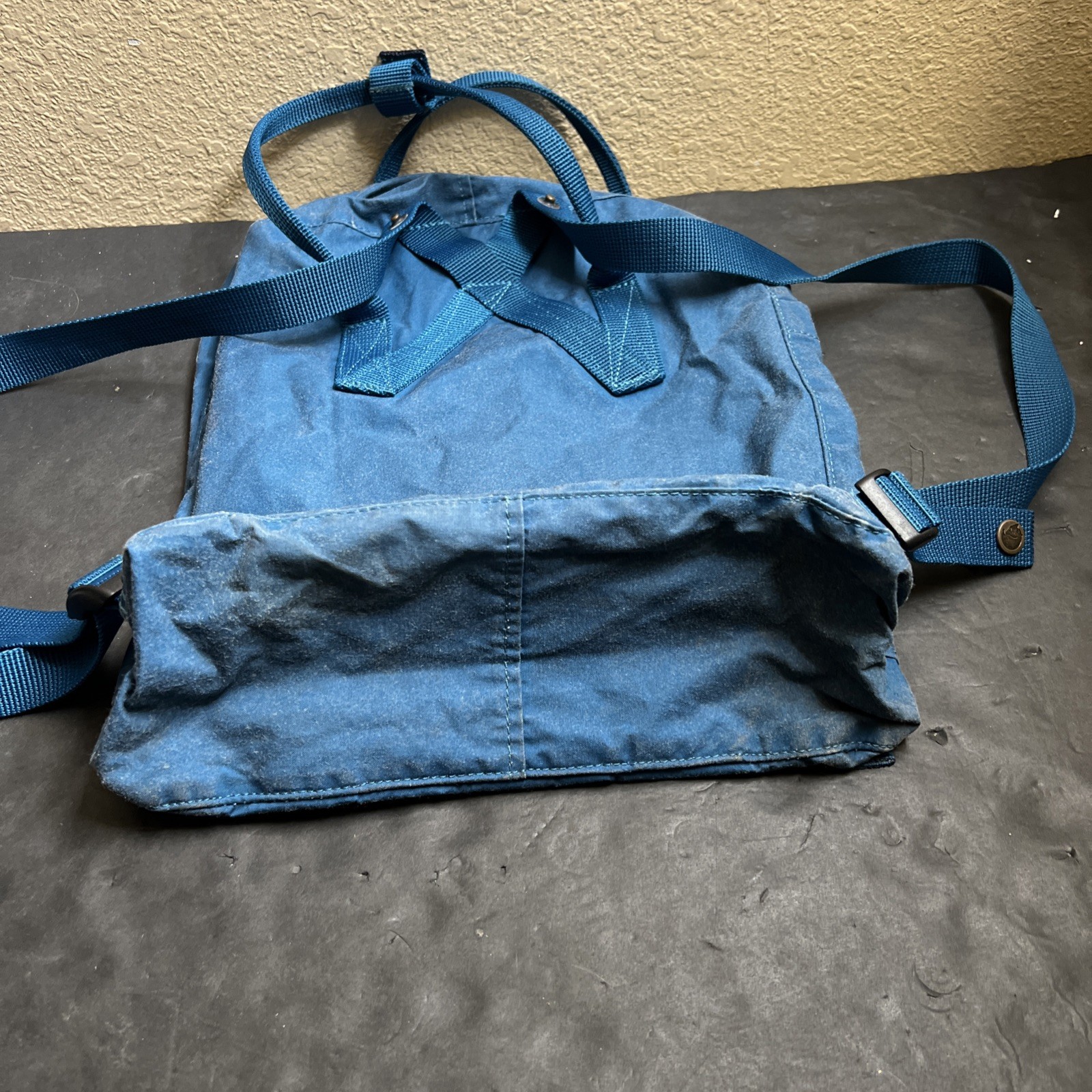Fjallraven Kanken Classic Pack Blue Backpack Bag Style 23510 See Pictures