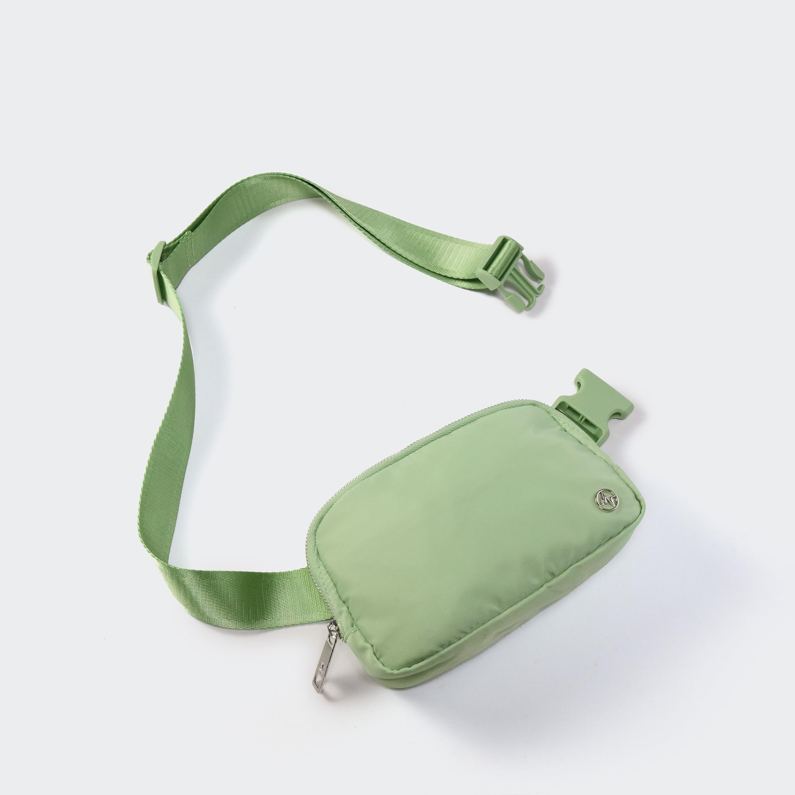 Pander Everywhere Belt 7.5” X 2” X 5” (19cm X 5.5cm X 13cm), Green Asparagus