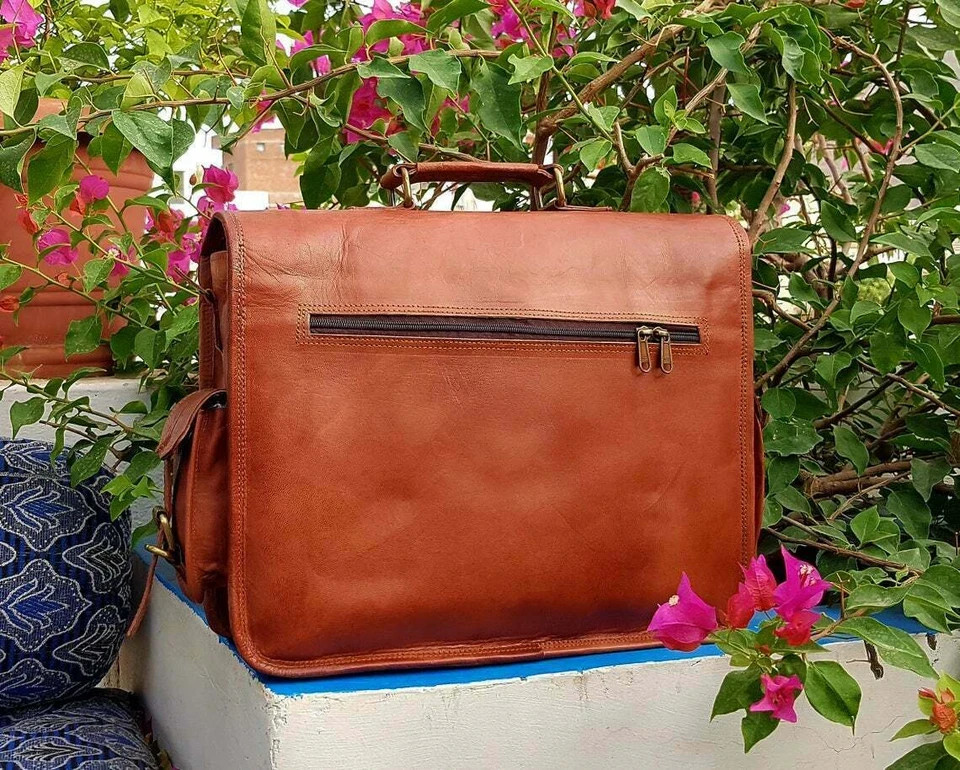 Vintage Rustic Charm Leather Bag Shoulder Laptop Bag Briefcase Men’s Genuine
