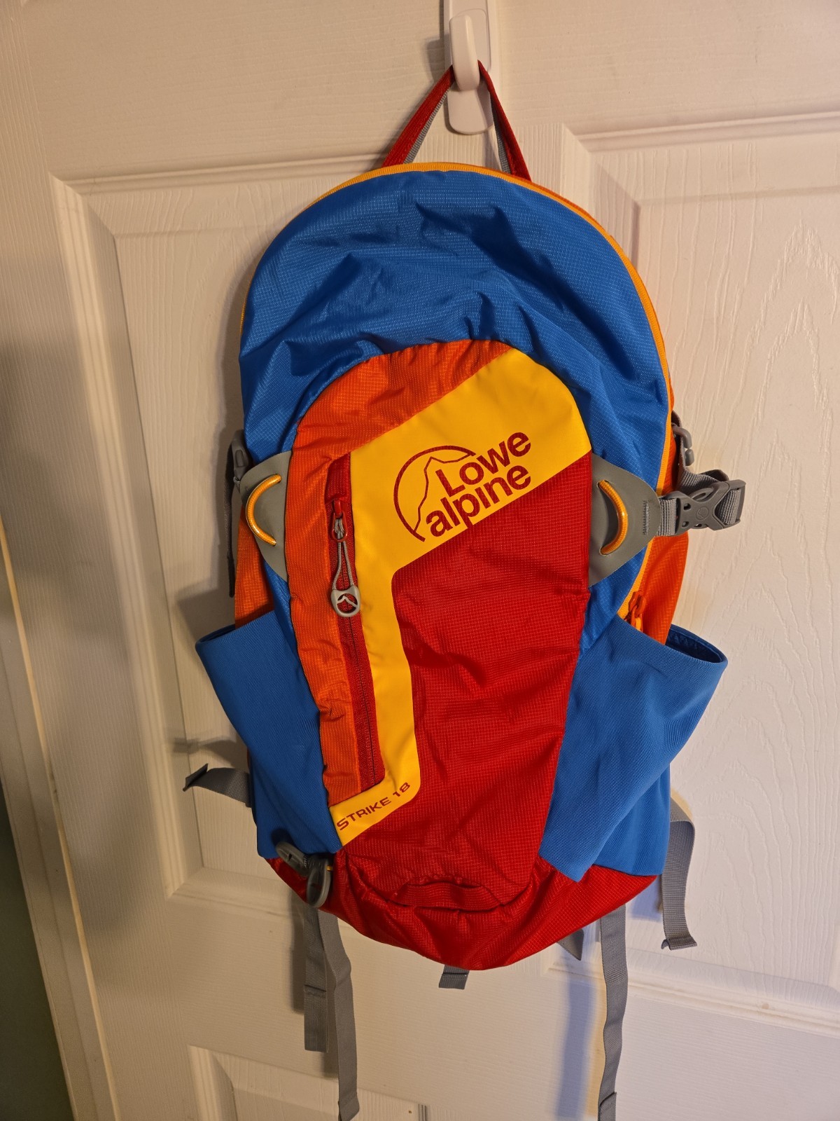 Lowe Alpine Lightweight Hiking Backpack Vibrant Multi Color Strike18 Daypack