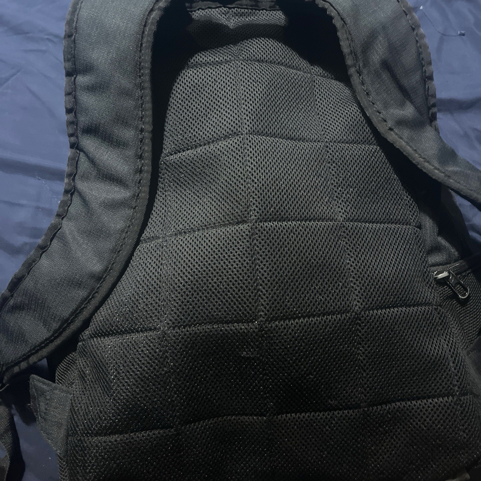 Nike Black Men’s Backpack Padded Inner Outer Pockets Adjustable Shoulder Strap