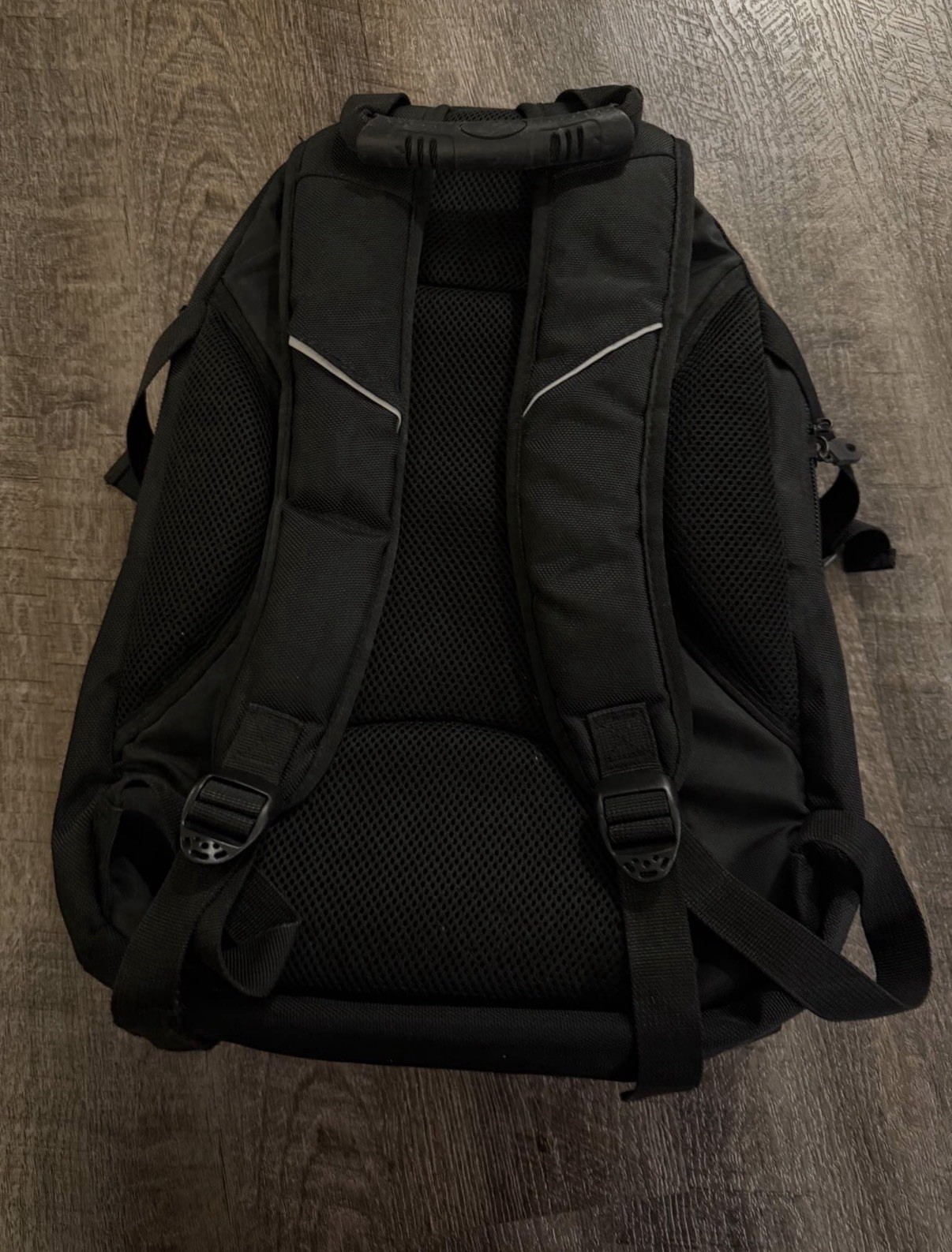 John Deere Blackhawk Backpack, heavy duty, many compartments, 15in laptop sleeve