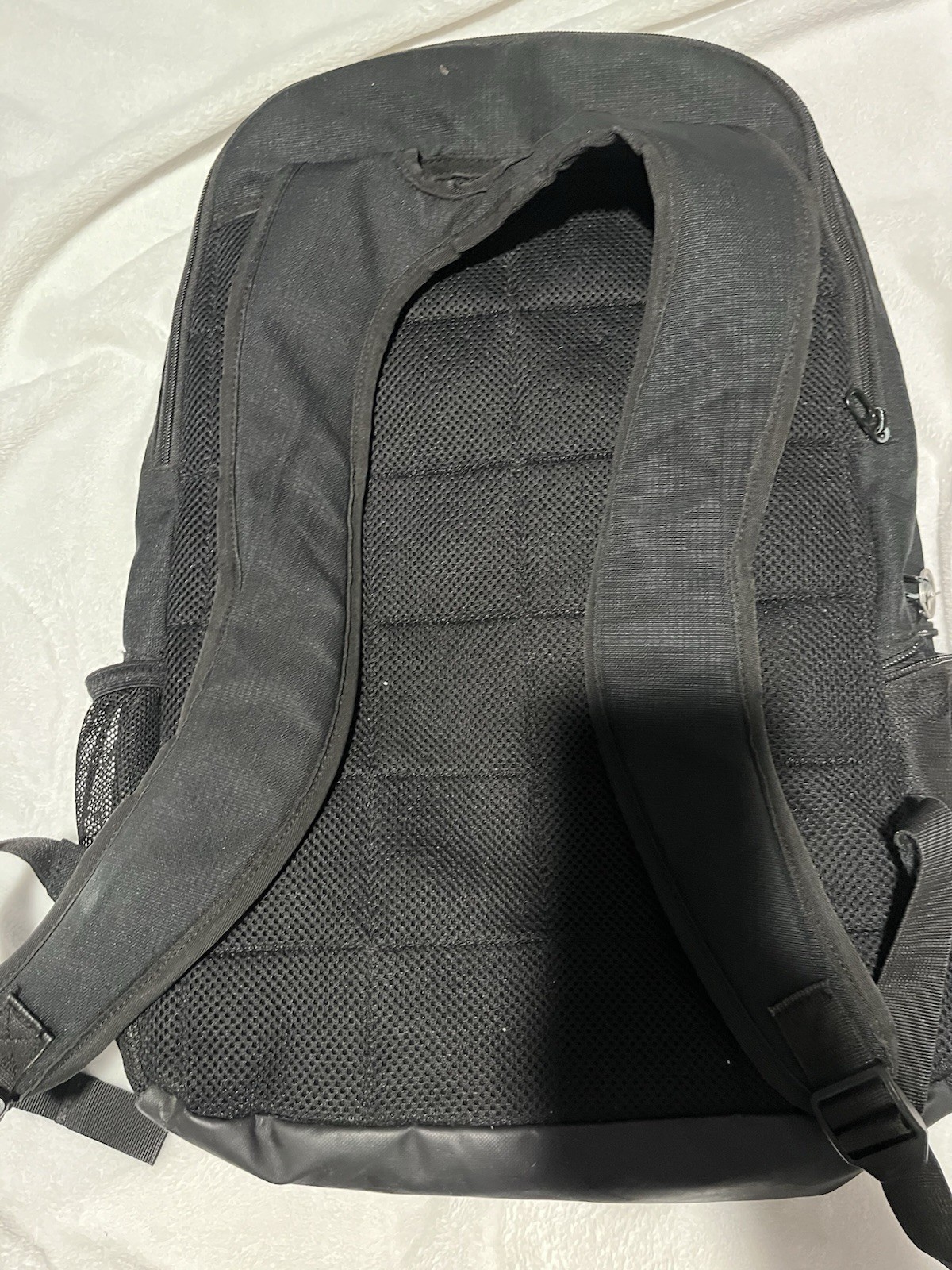 Nike Black Backpack Bookbag Zip Closure Padded Straps Outer Pockets