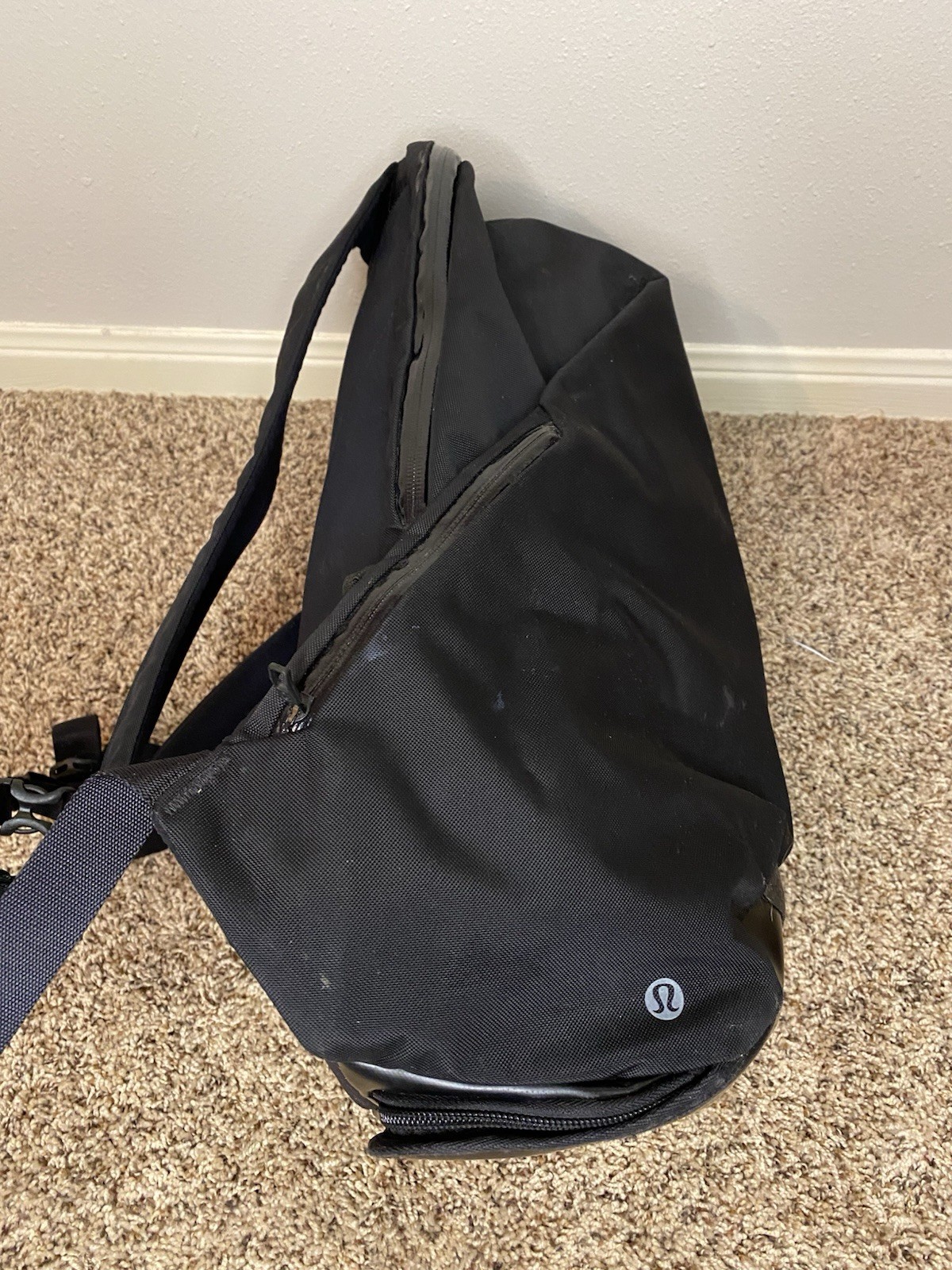 Lululemon Para Backpack Water-Repellent Bag Black 23L School Gym Commuting