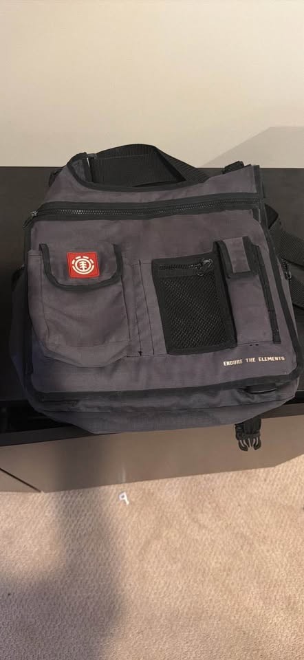 Vintage Element Skateboard Messenger Bag (Grey) 1990s