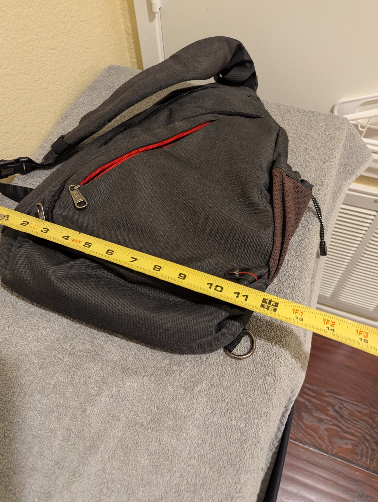 OutdoorMaster Sling Bag Single Strap Crossbody Backpack Unisex Dark Gray Red Zip