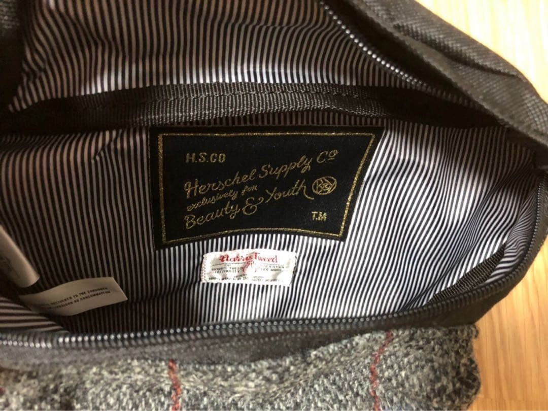 BEAUTY&YOUTH UNITED ARROWS Harris Tweed Black Shoulder Bag