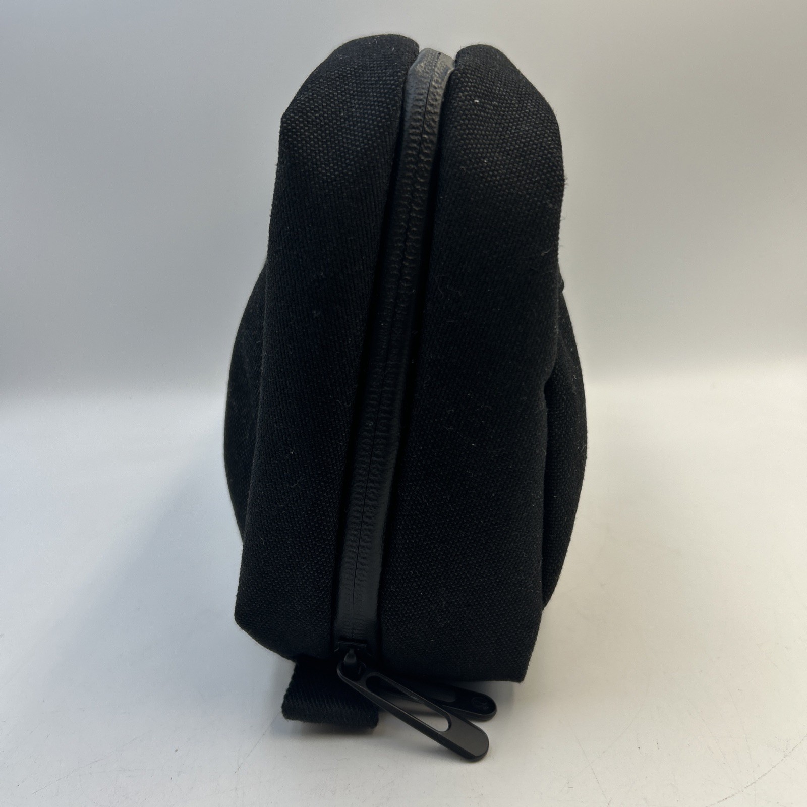 Lululemon Command the Day Kit 5L Black Dopp Toiletry Bag