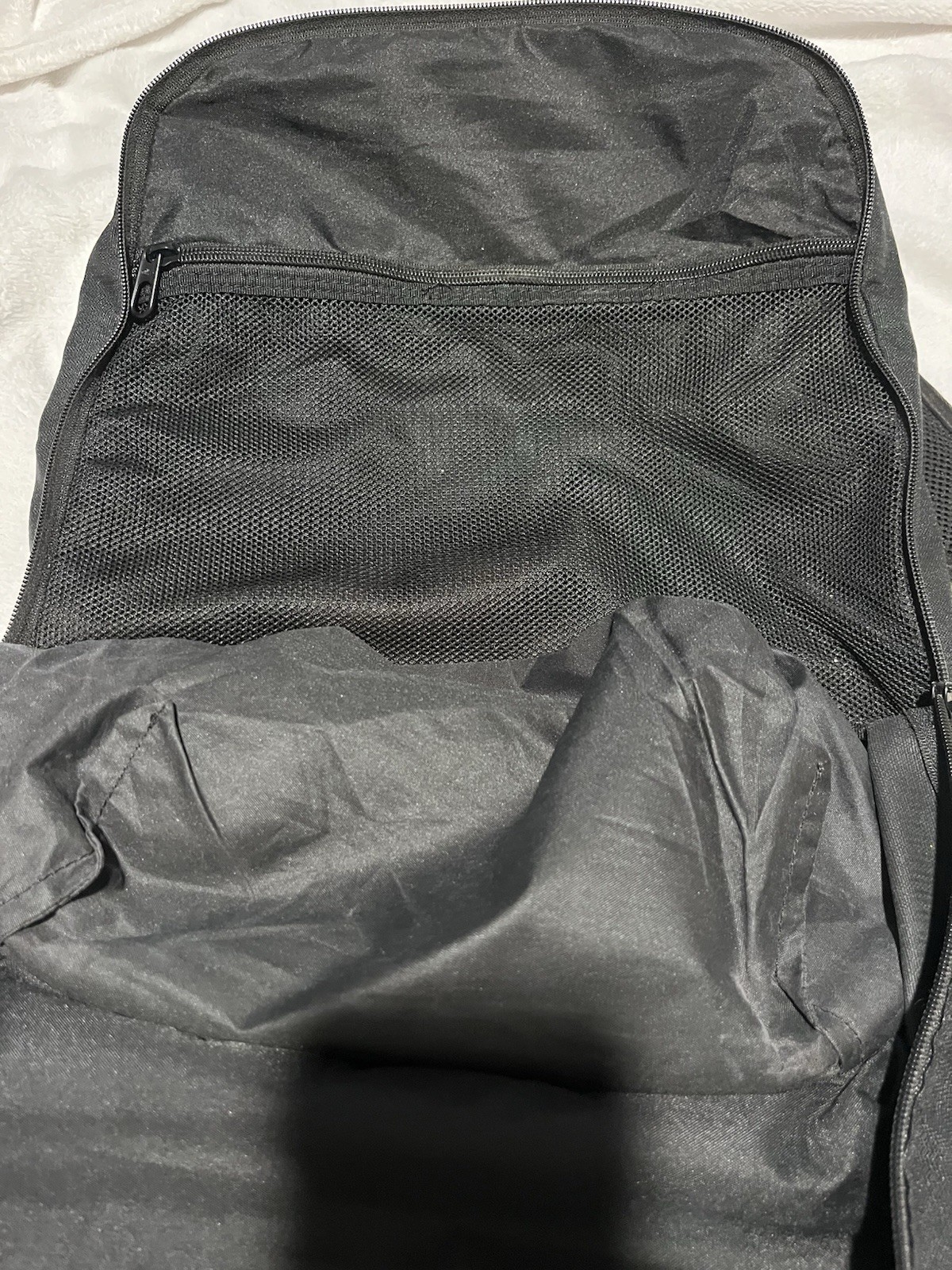 Nike Black Backpack Bookbag Zip Closure Padded Straps Outer Pockets