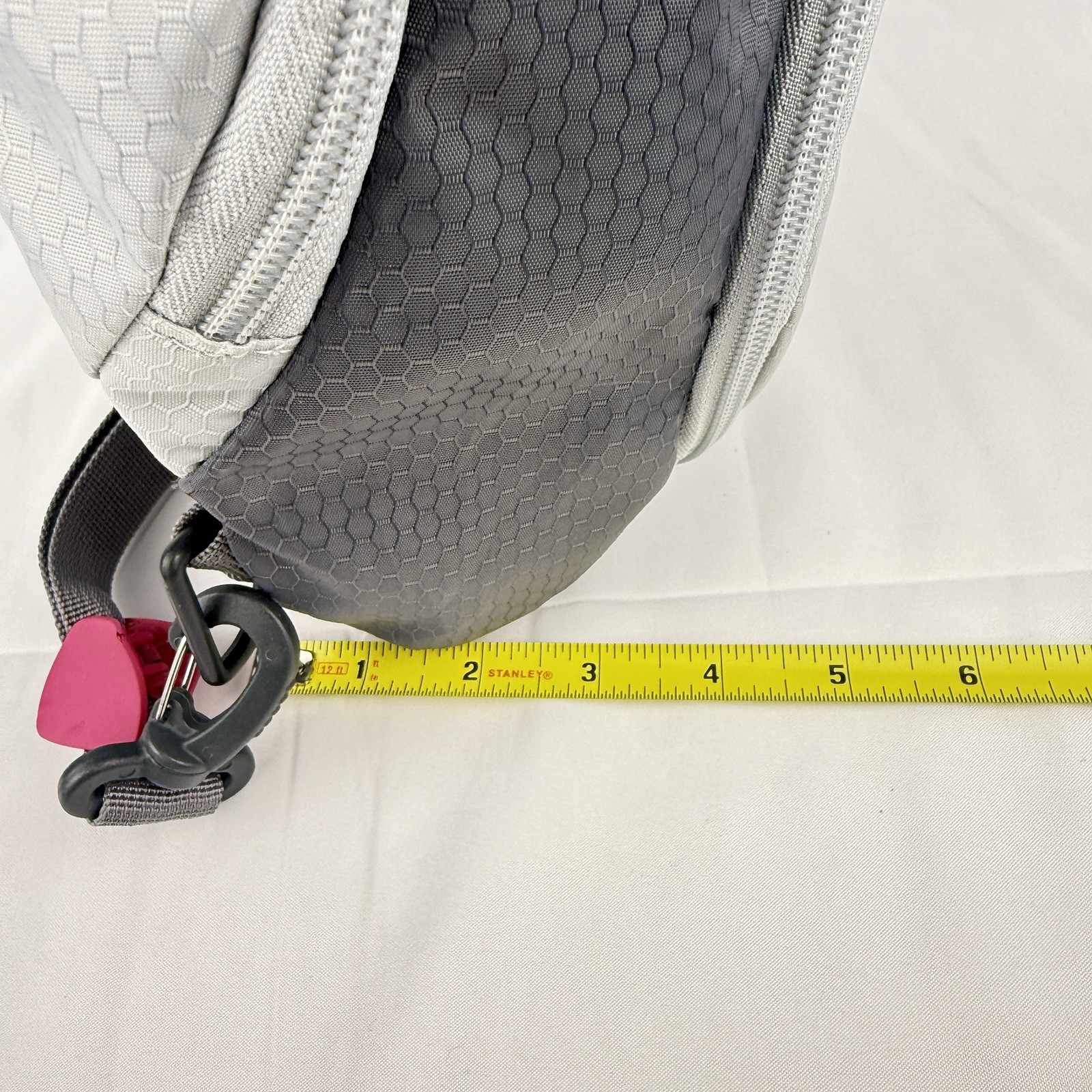 Ozark Trail Sling pack Light Gray Purple Trim Polyester 7 L approx 15x7x4″