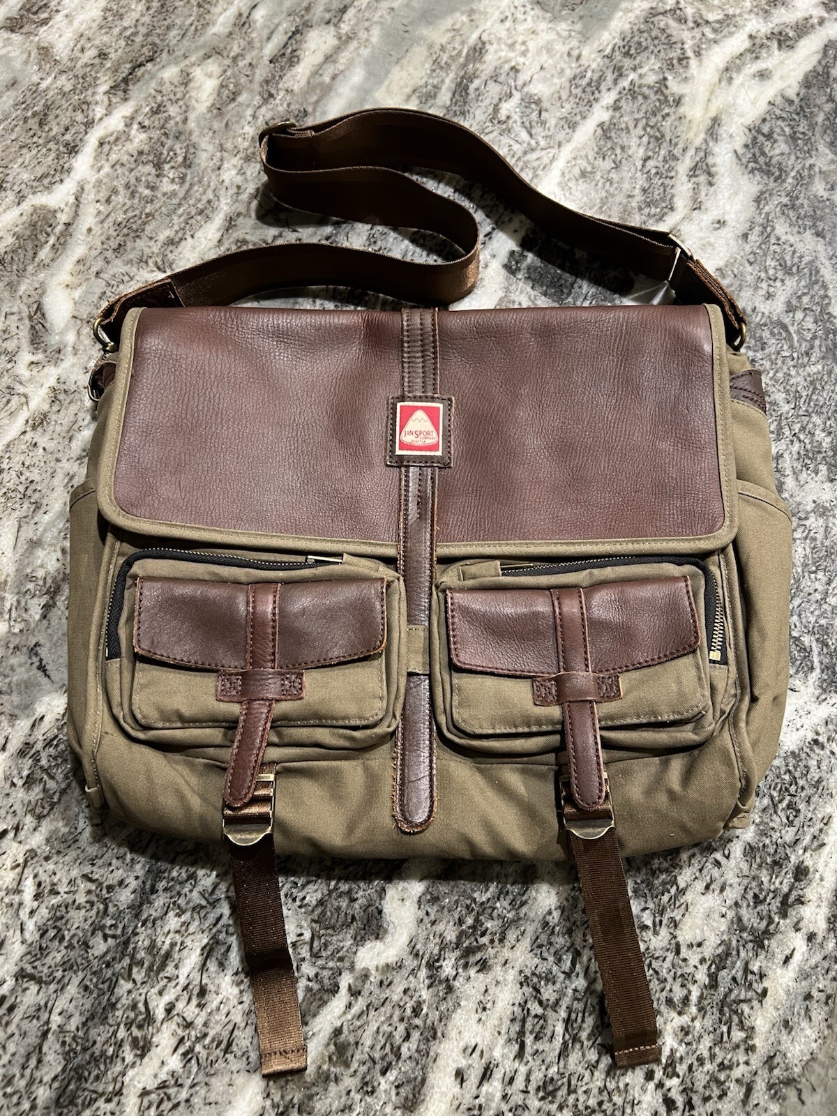 Jansport Skip Yowell Pleasanton Messenger Bag – Leather/Canvas – RARE