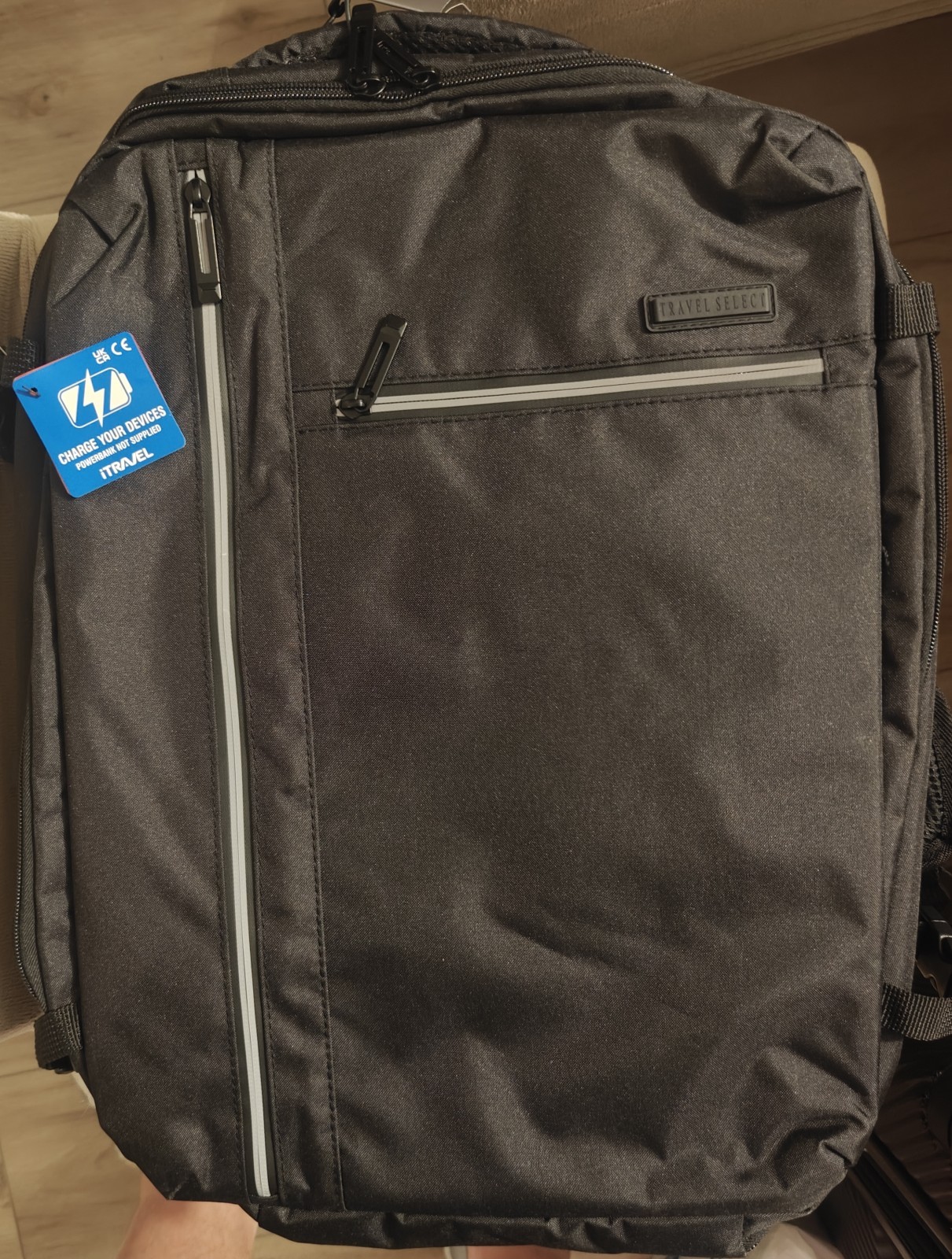Travel Select Grayville 17″ Laptop Expandable Multiuse Tech Backpack w/ USB Port